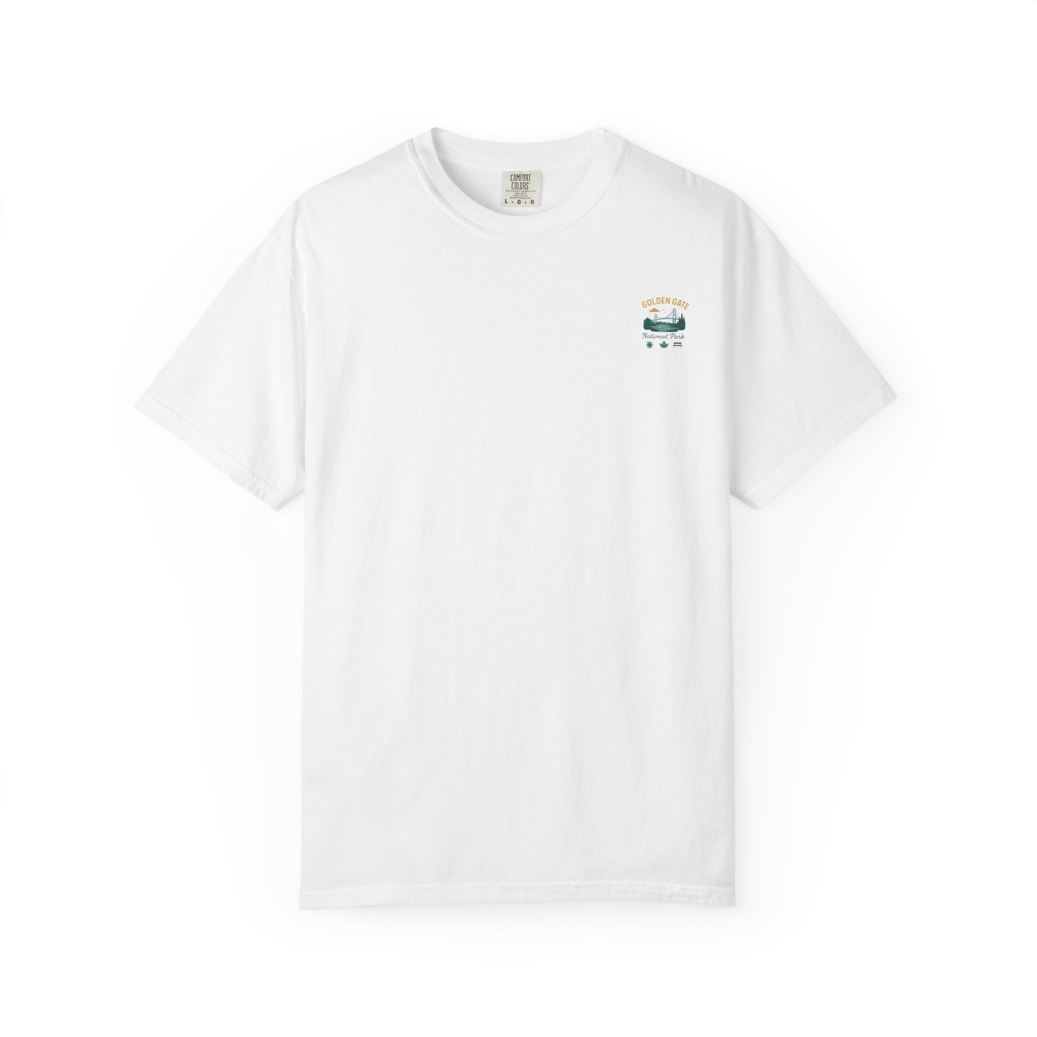 Golden Gate National Park Poster T-shirt | Vintage Sunset Bridge Design