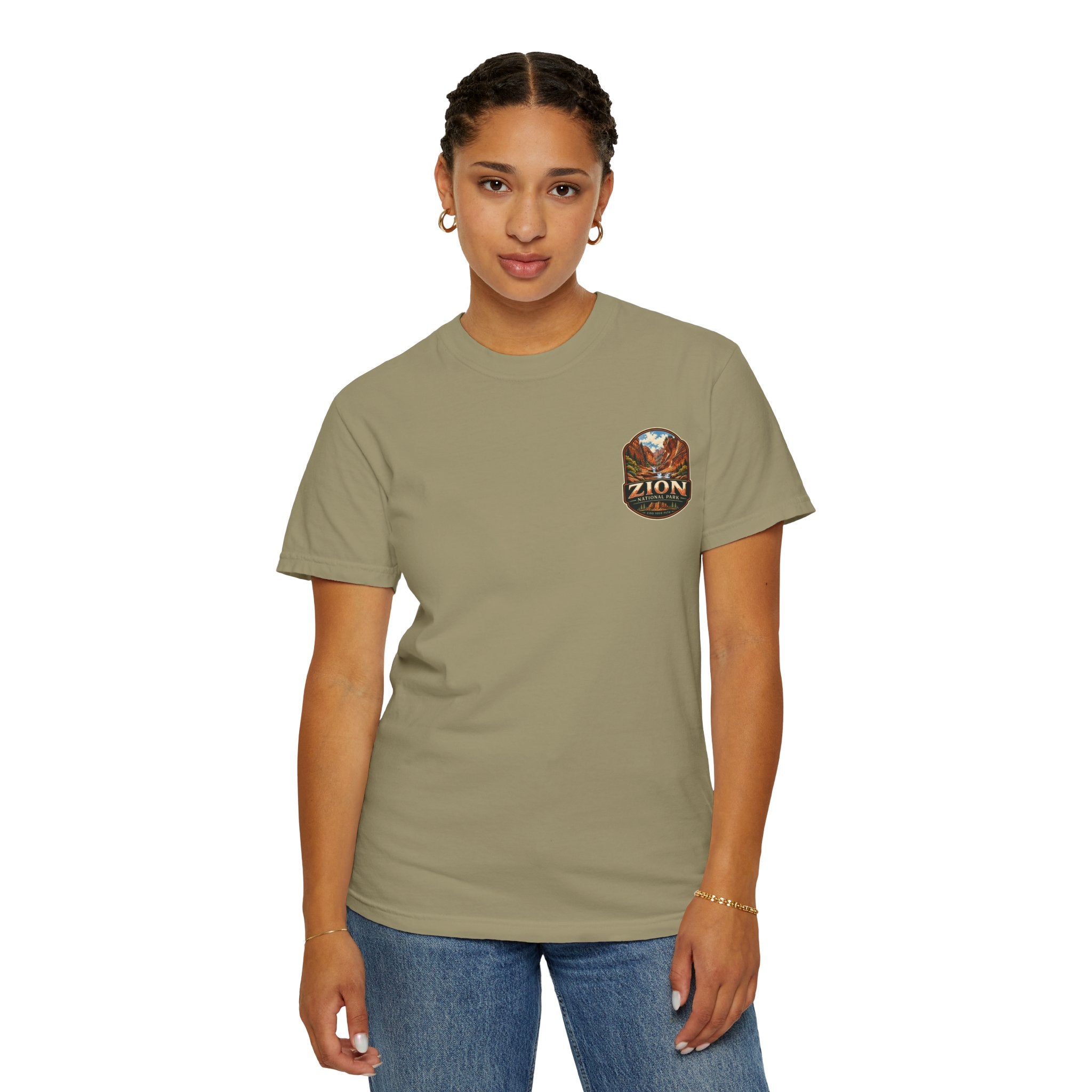 Red Cliffs Zion National Park Vintage Graphic T-Shirt