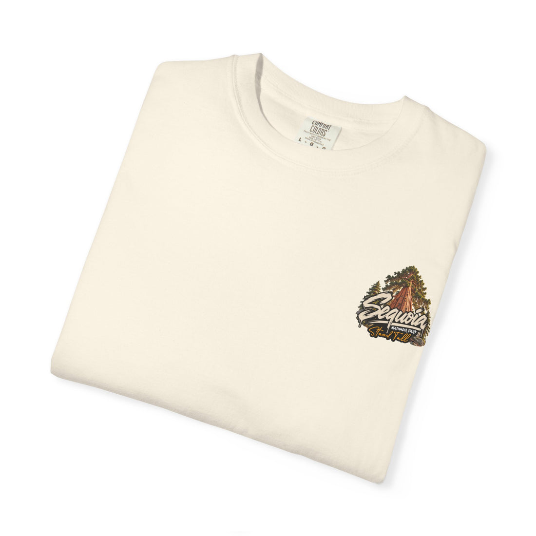 Sequoia National Park – Giant Sequoia Stand Tall Graphic T-Shirt