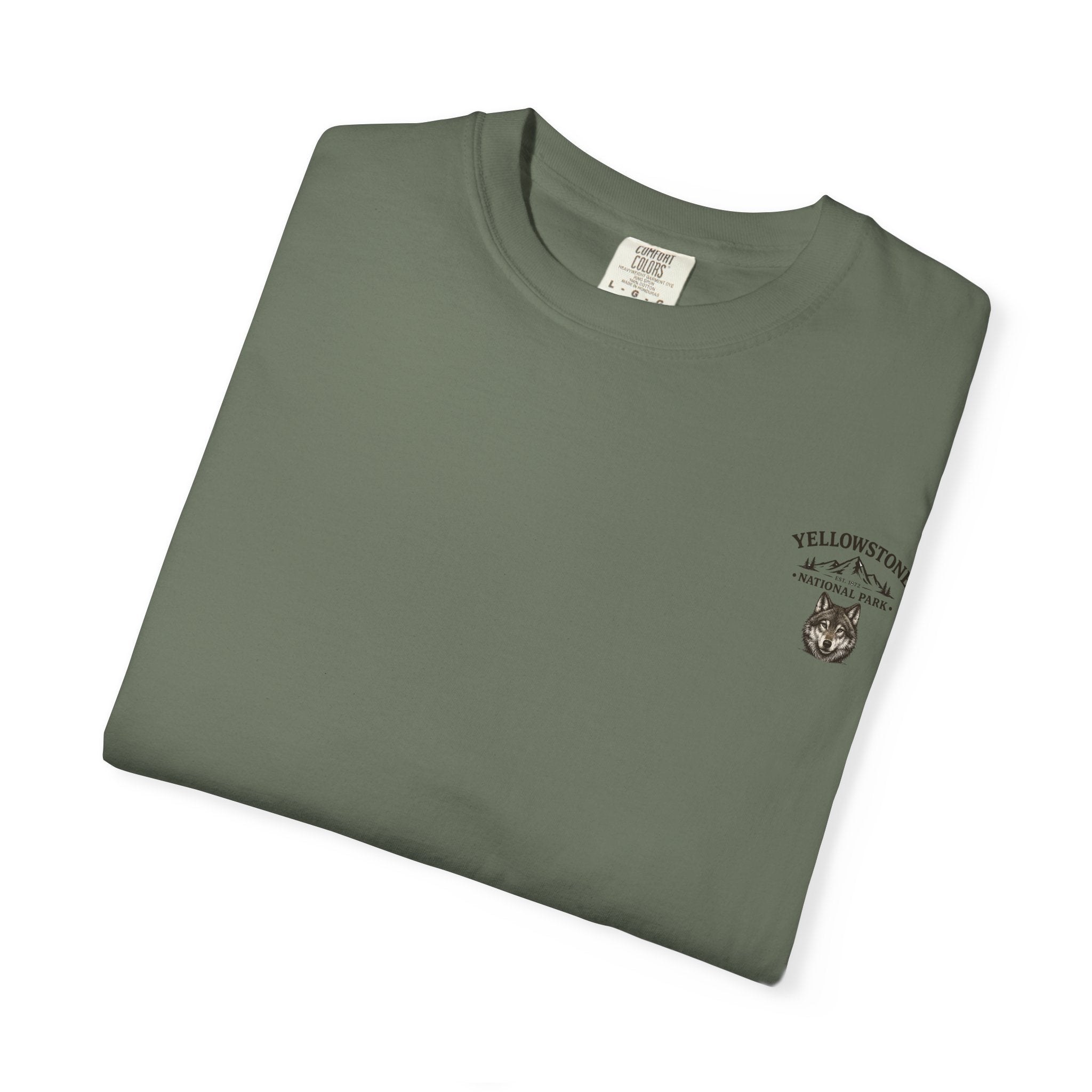 Yellowstone Wolf – Where the Wild Still Roams T-Shirt