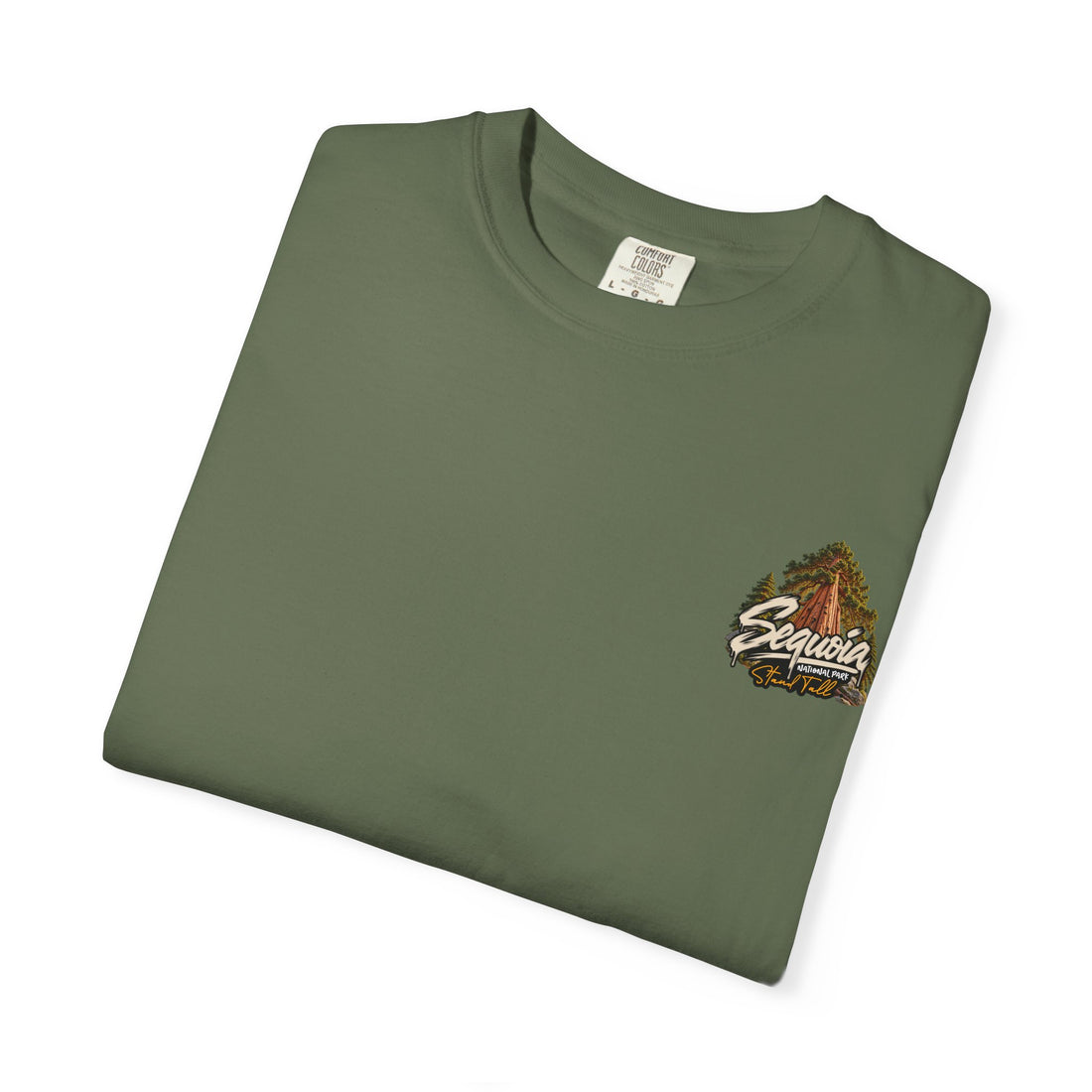 Sequoia National Park – Giant Sequoia Stand Tall Graphic T-Shirt