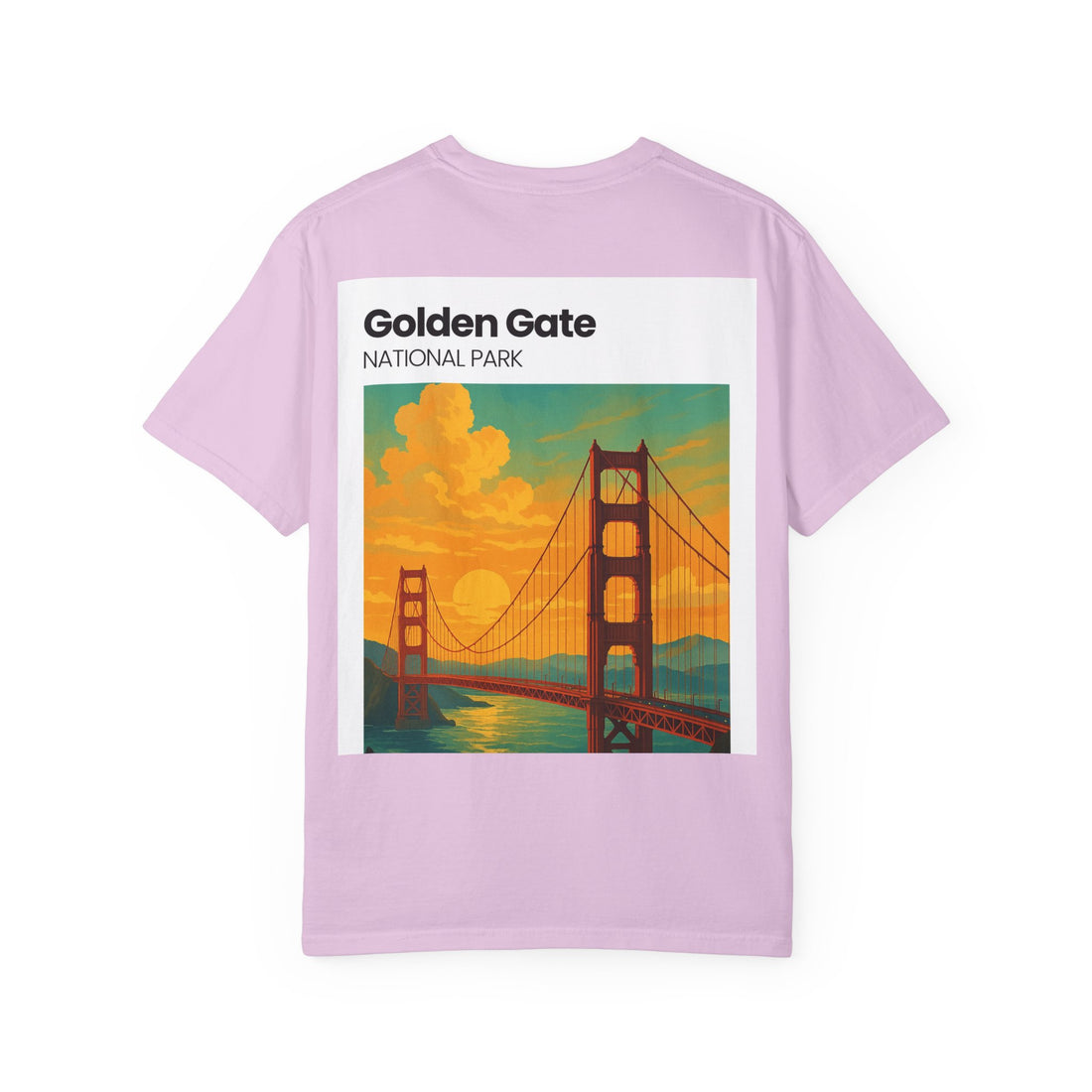 Golden Gate National Park Poster T-shirt | Vintage Sunset Bridge Design