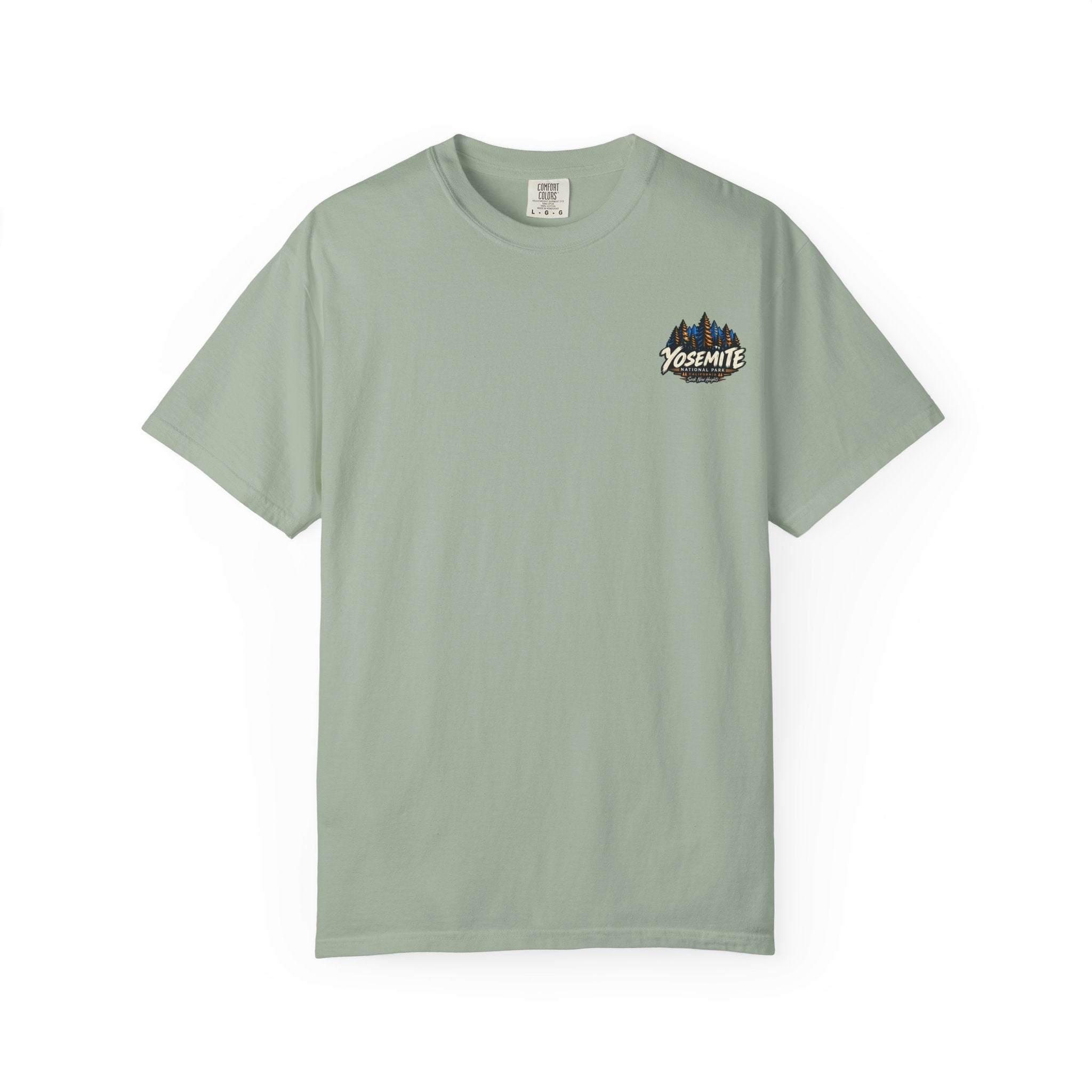 Yosemite National Park Pine Forest – Seek New Heights T-Shirt