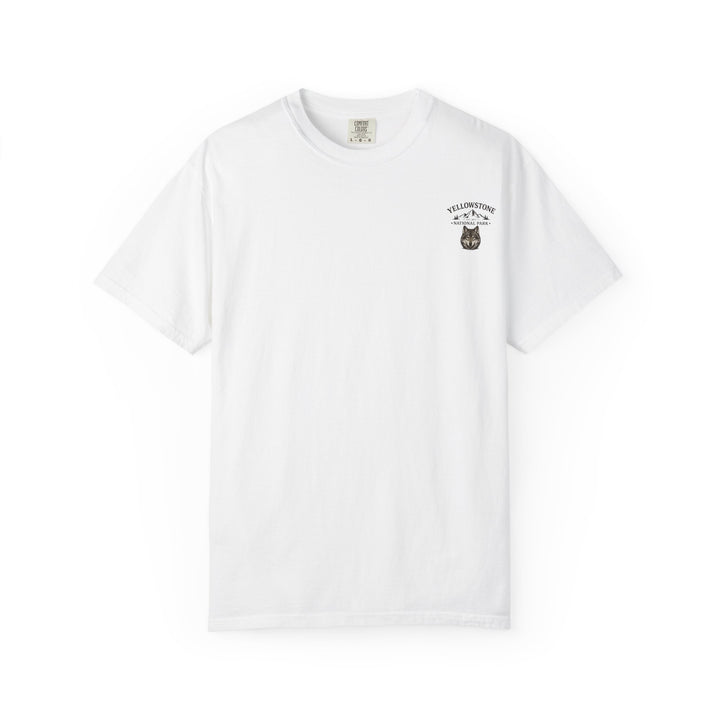 Yellowstone Wolf – Where the Wild Still Roams T-Shirt