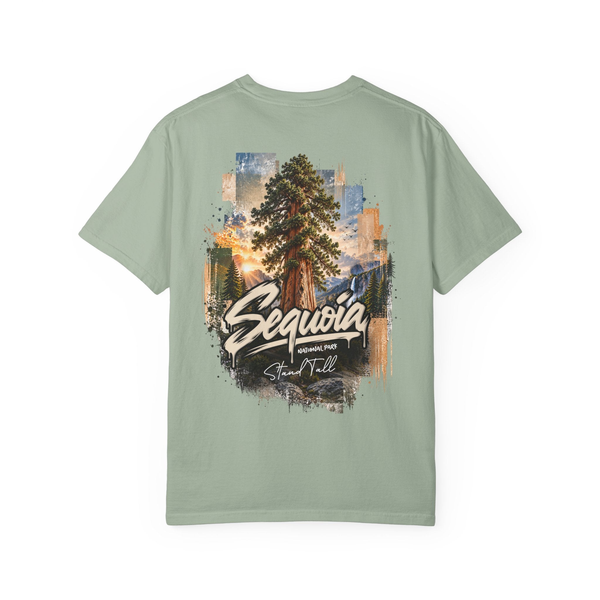 Sequoia National Park – Giant Sequoia Stand Tall Graphic T-Shirt