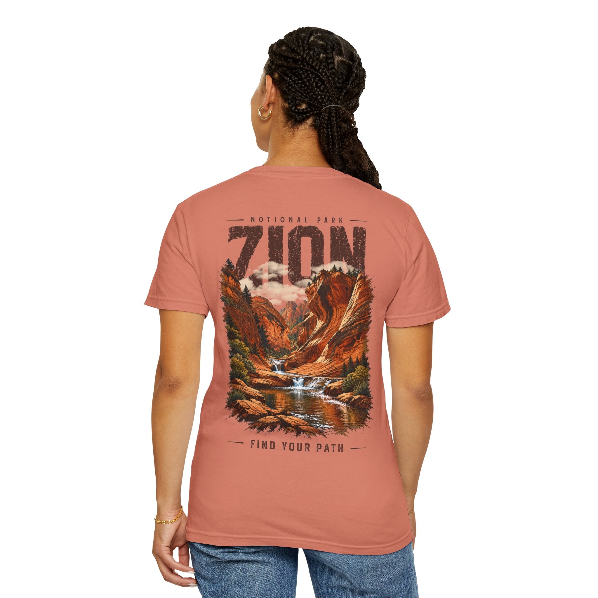 Red Cliffs Zion National Park Vintage Graphic T-Shirt