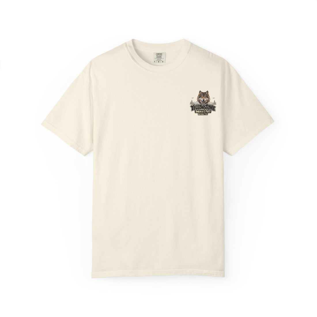 Yellowstone Wolf – Where the Wild Still Roams T-Shirt Model1