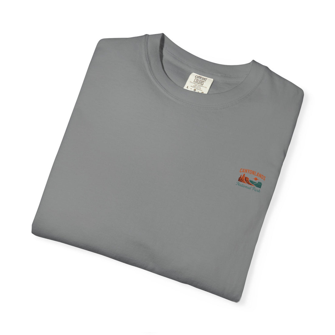 Canyonlands National Park landscape T-Shirt | desert canyon sunset