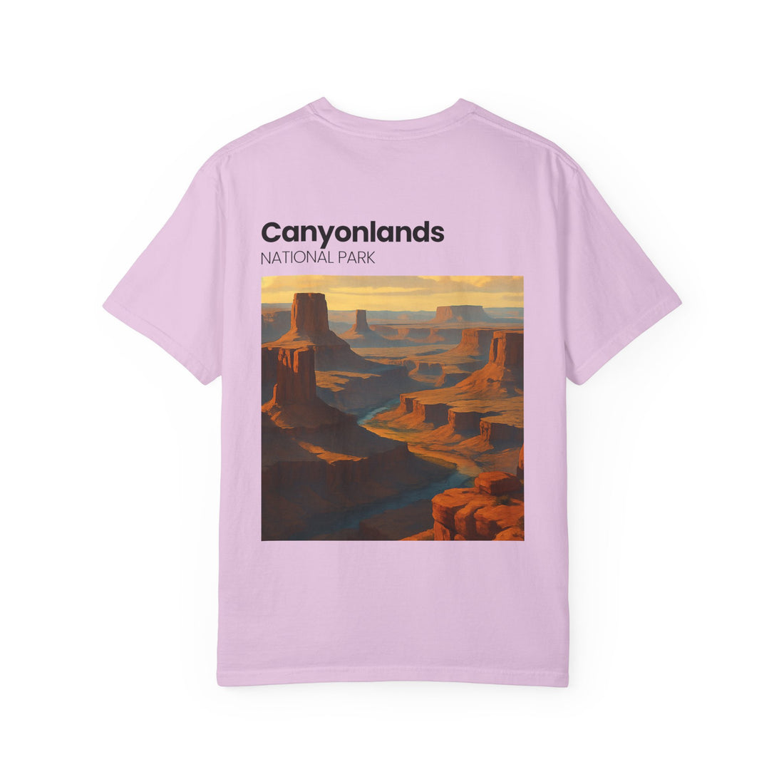 Canyonlands National Park landscape T-Shirt | desert canyon sunset