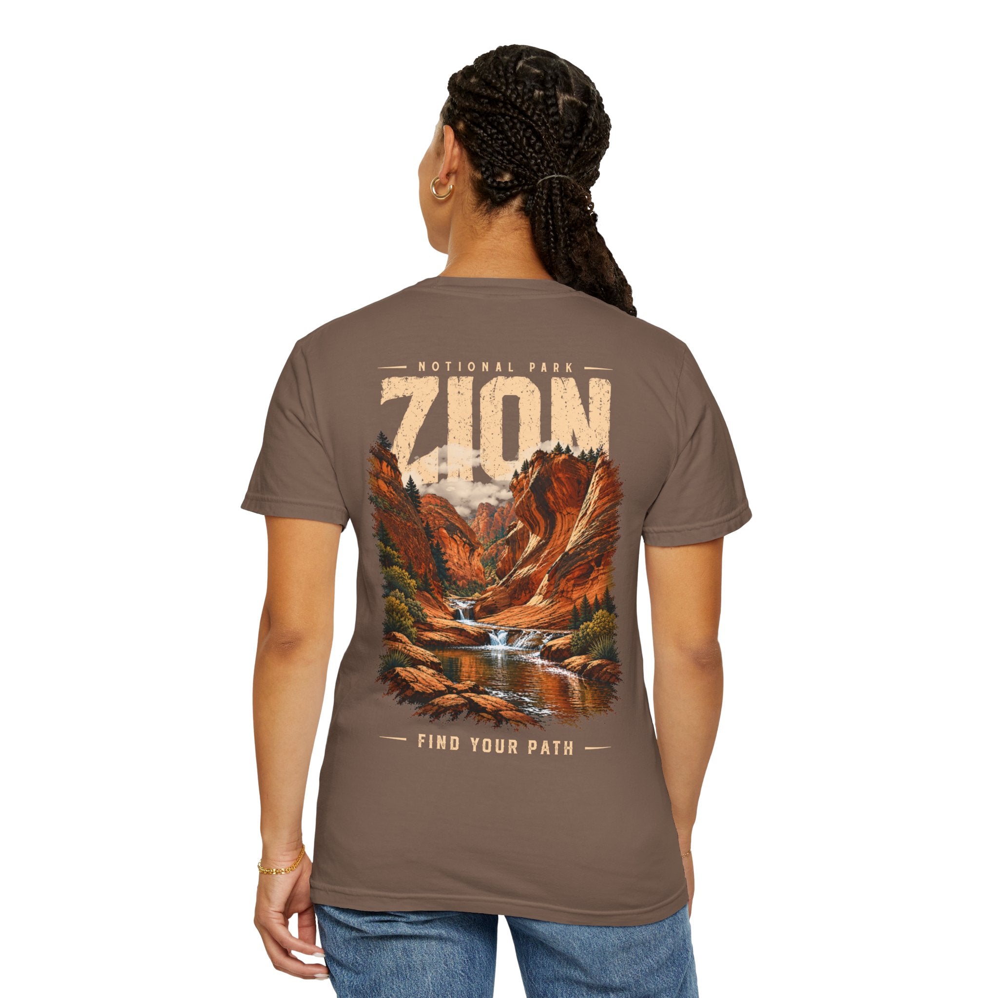 Red Cliffs Zion National Park Vintage Graphic T-Shirt