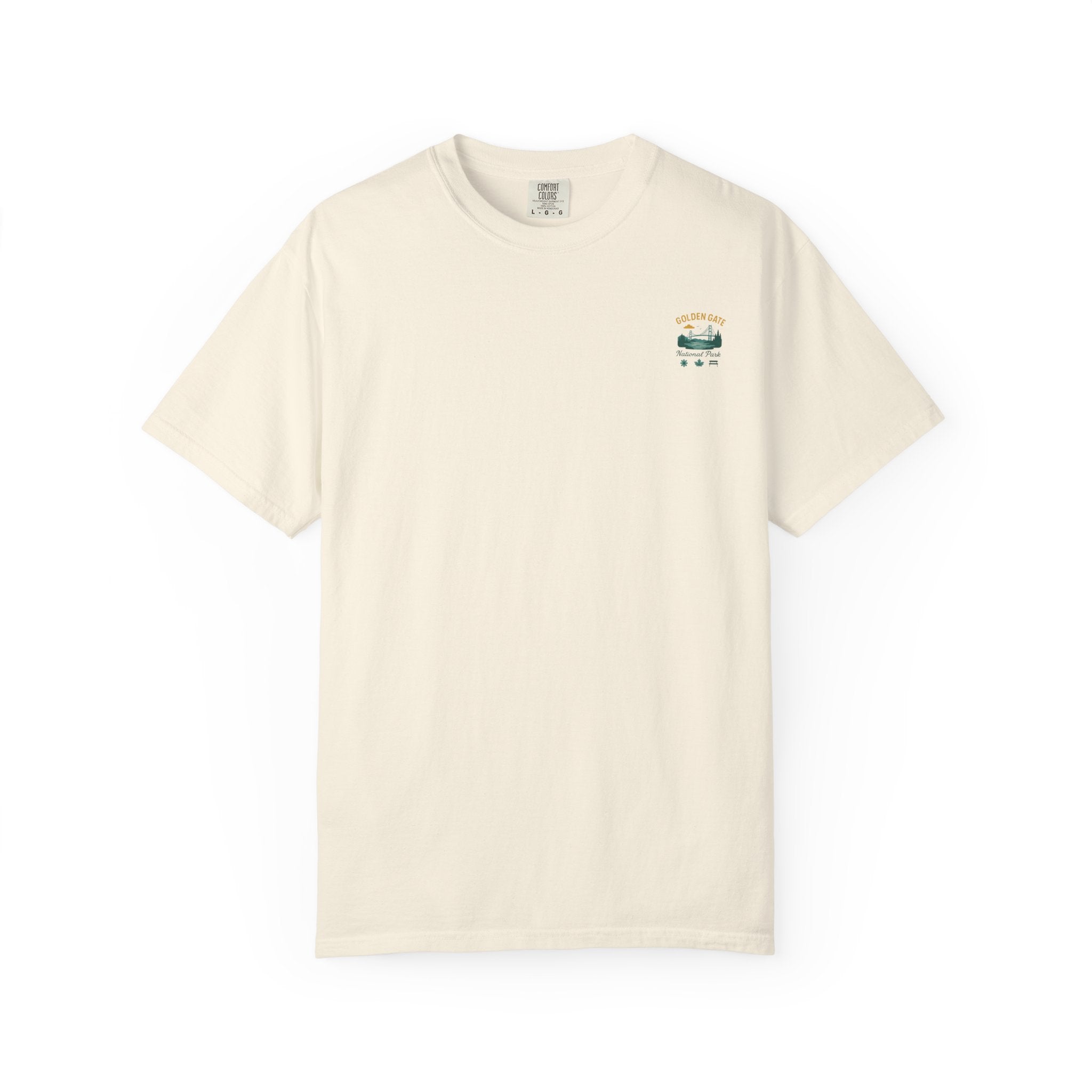 Golden Gate National Park Poster T-shirt | Vintage Sunset Bridge Design
