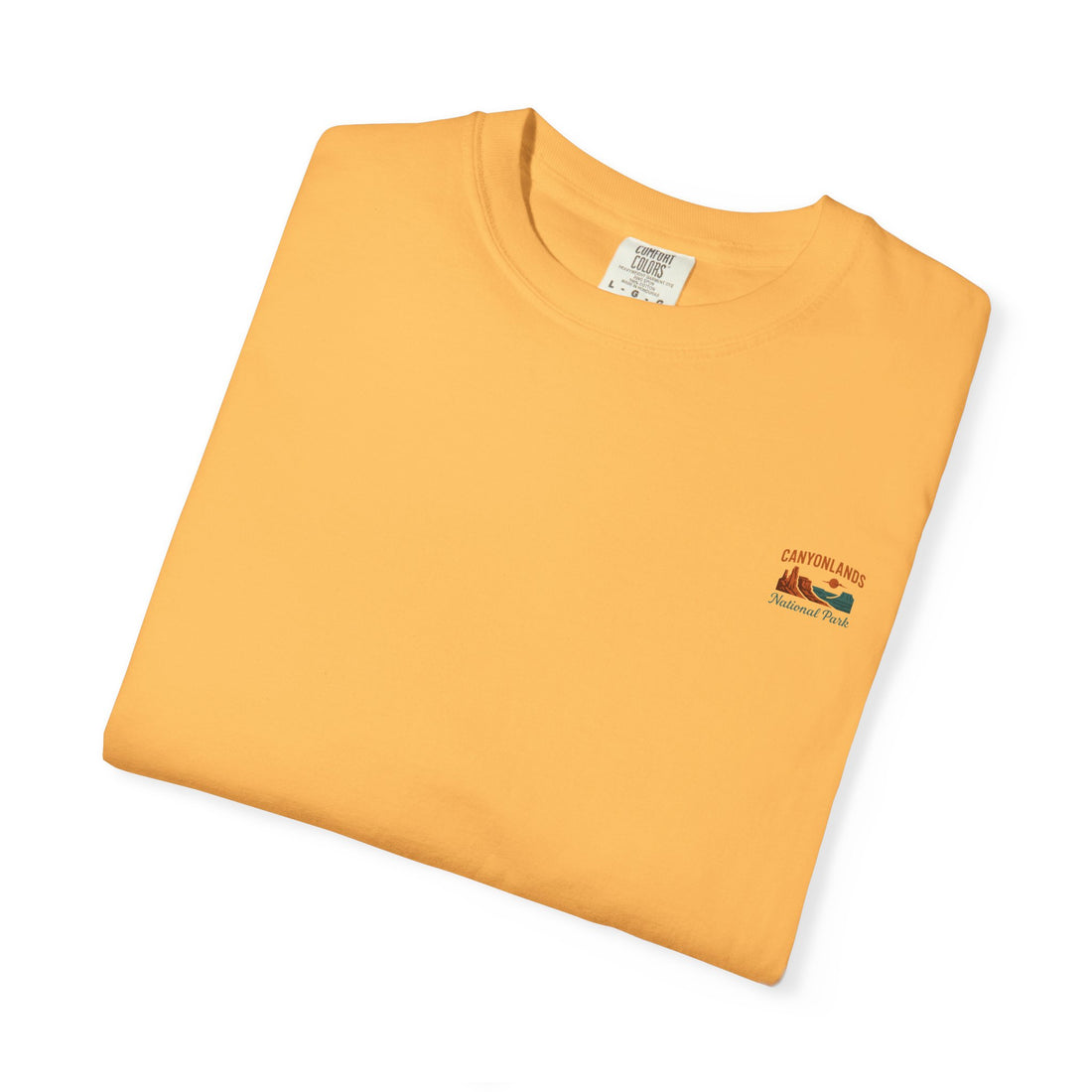 Canyonlands National Park landscape T-Shirt | desert canyon sunset