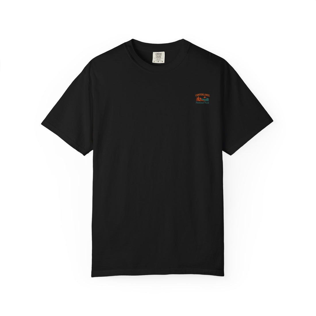 Canyonlands National Park landscape T-Shirt | desert canyon sunset