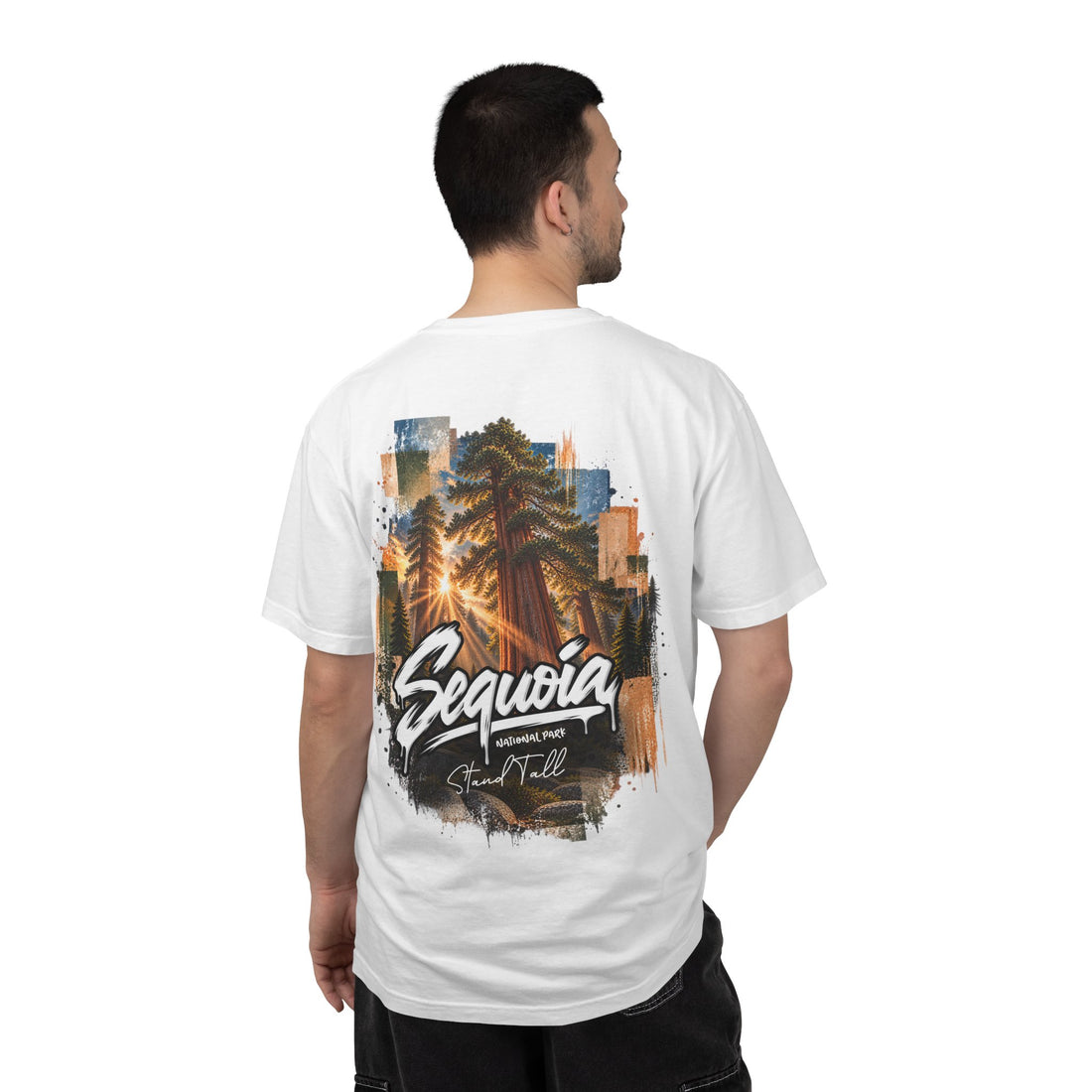 Sequoia National Park – Sun Beams Stand Tall Graphic T-Shirt