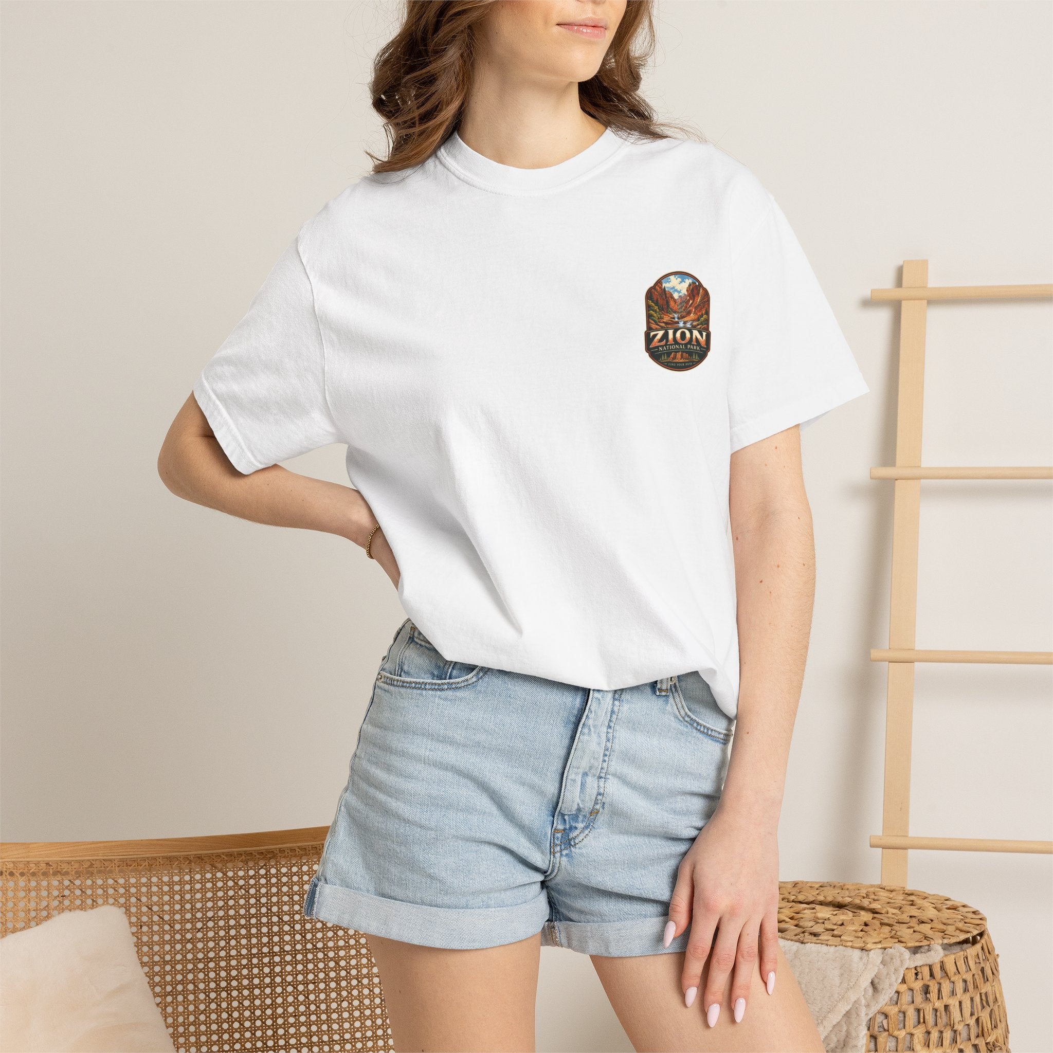 Red Cliffs Zion National Park Vintage Graphic T-Shirt