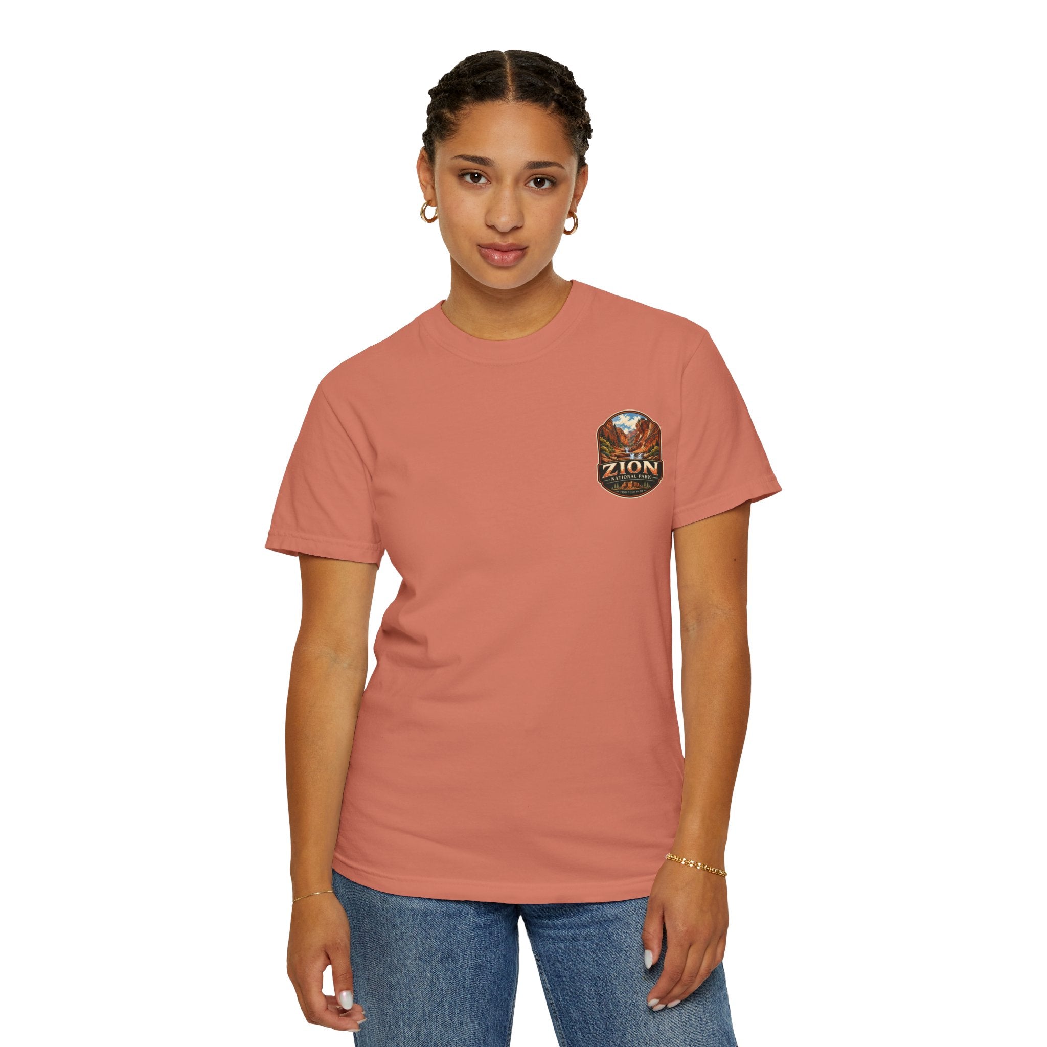 Red Cliffs Zion National Park Vintage Graphic T-Shirt