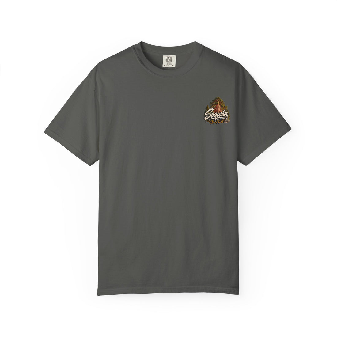 Sequoia National Park – Giant Sequoia Stand Tall Graphic T-Shirt