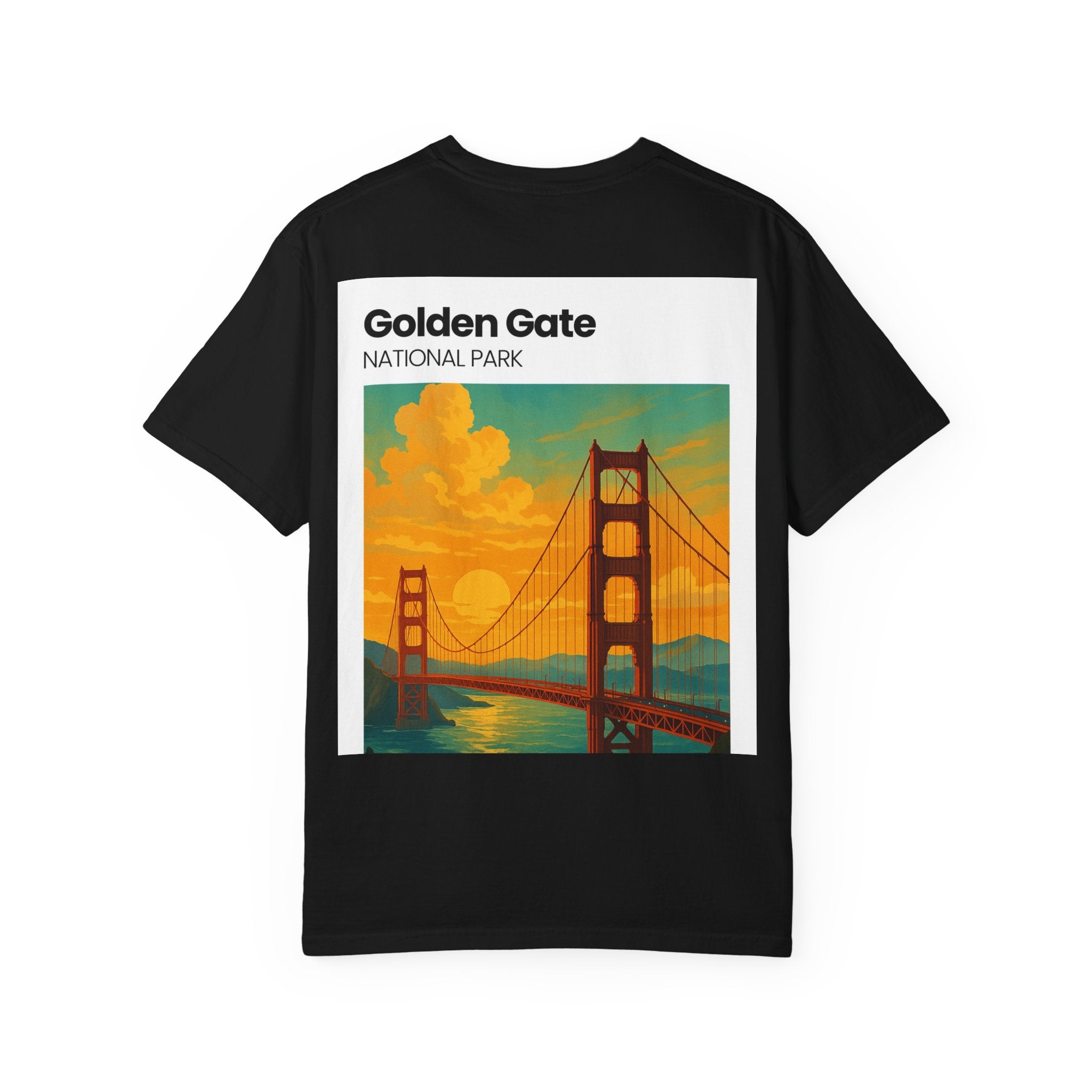 Golden Gate National Park Poster T-shirt | Vintage Sunset Bridge Design