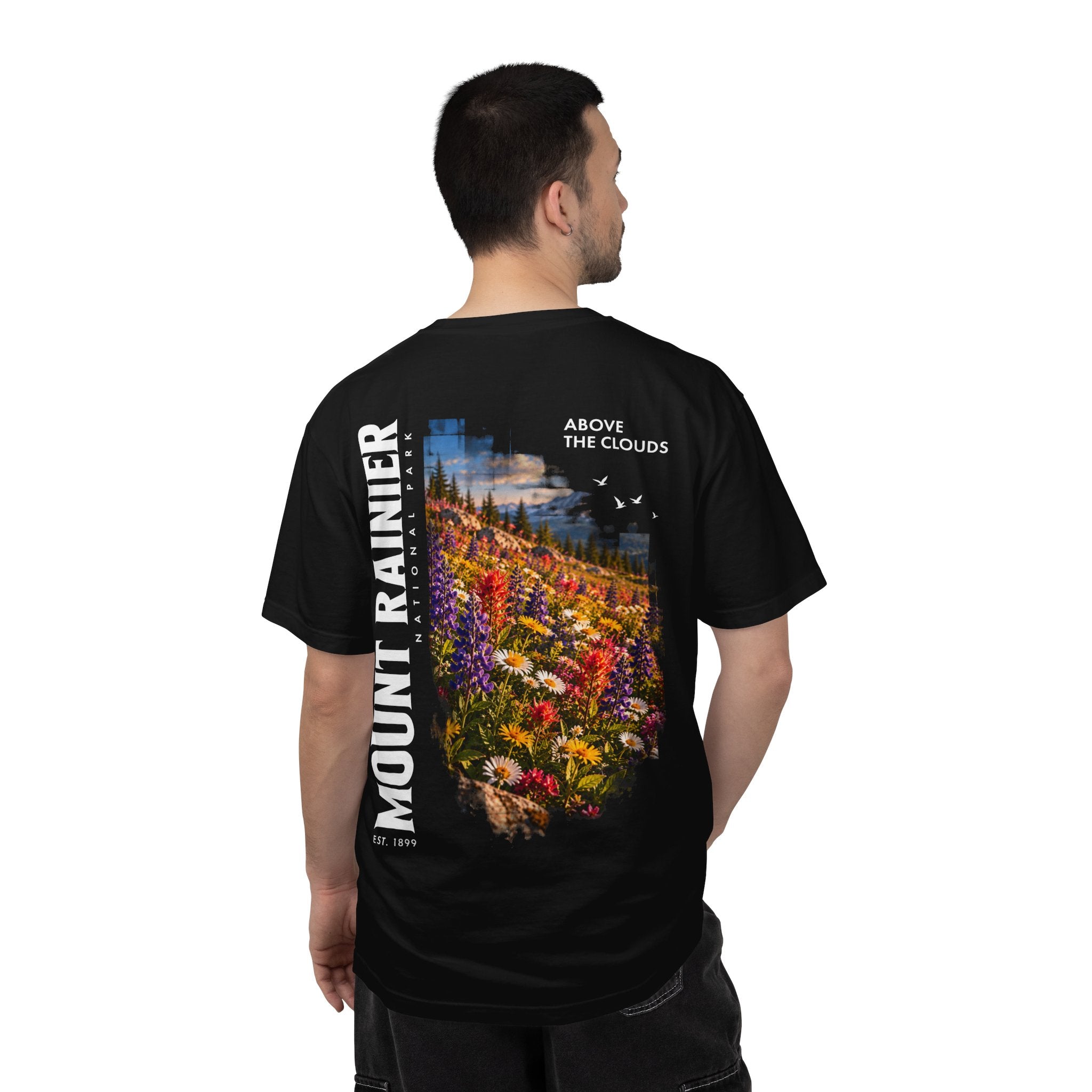 Mount Rainier National Park – Wildflower Meadow Graphic T-Shirt