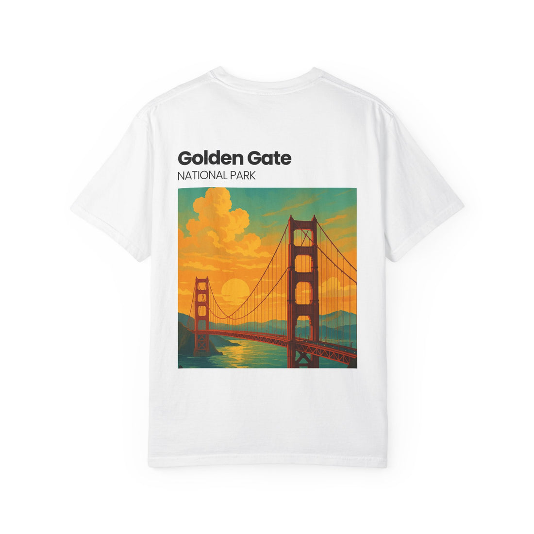 Golden Gate National Park Poster T-shirt | Vintage Sunset Bridge Design