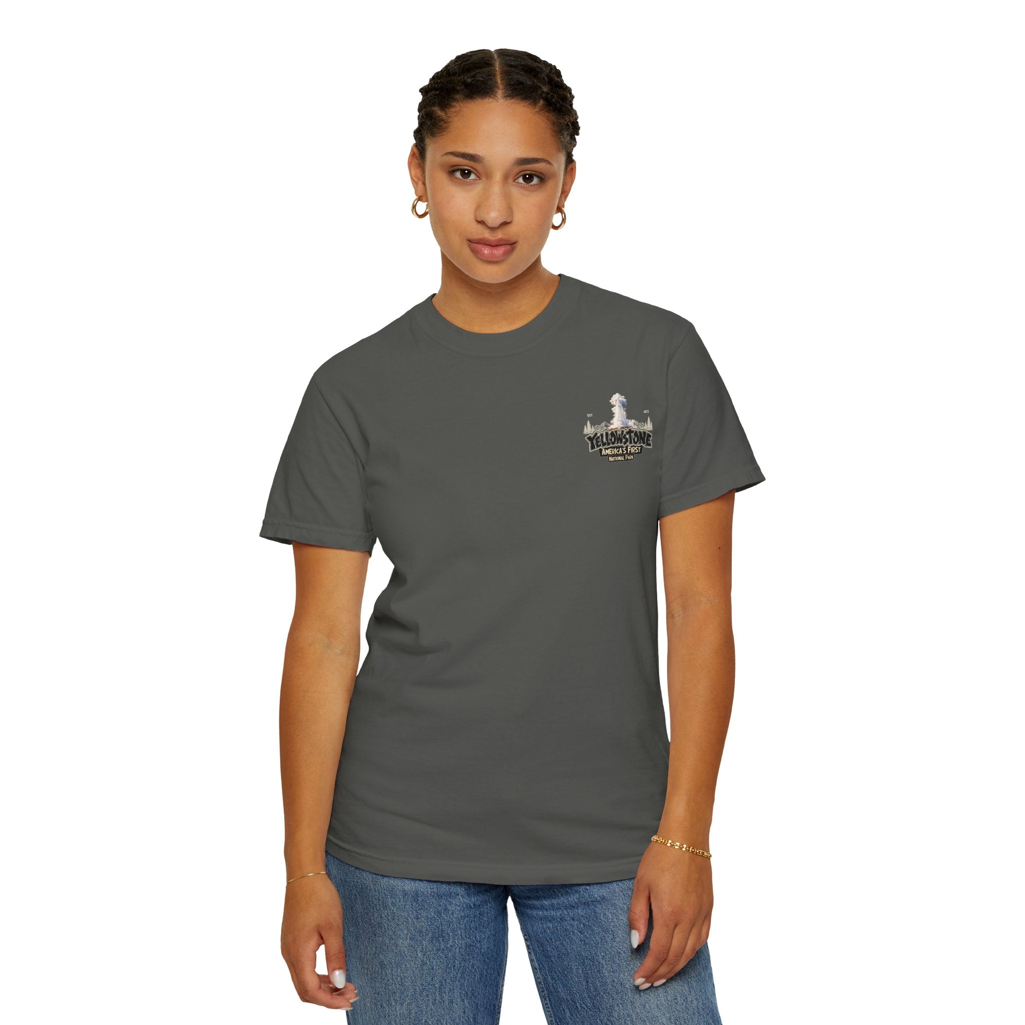 Yellowstone Old Faithful – Where the Wild Still Roams T-Shirt Model1