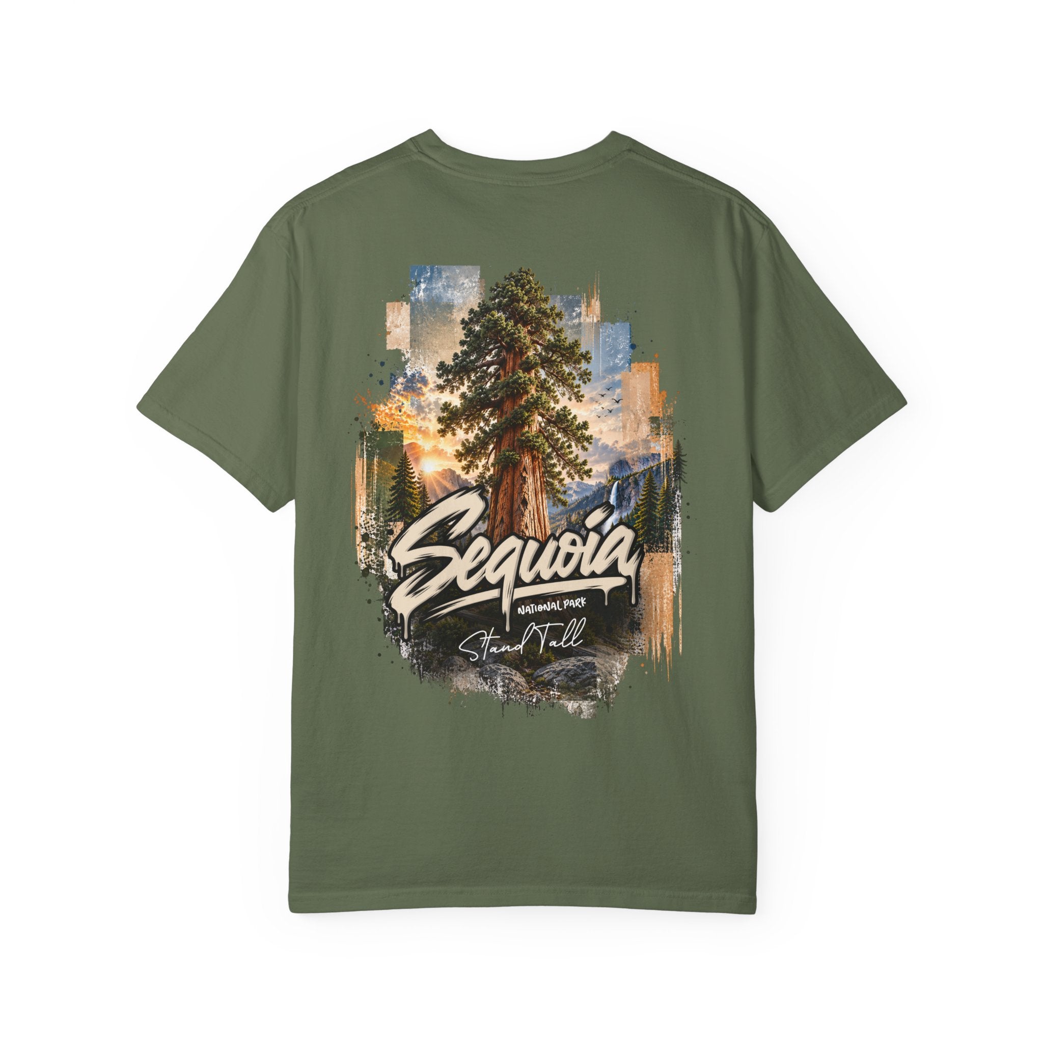 Sequoia National Park – Giant Sequoia Stand Tall Graphic T-Shirt