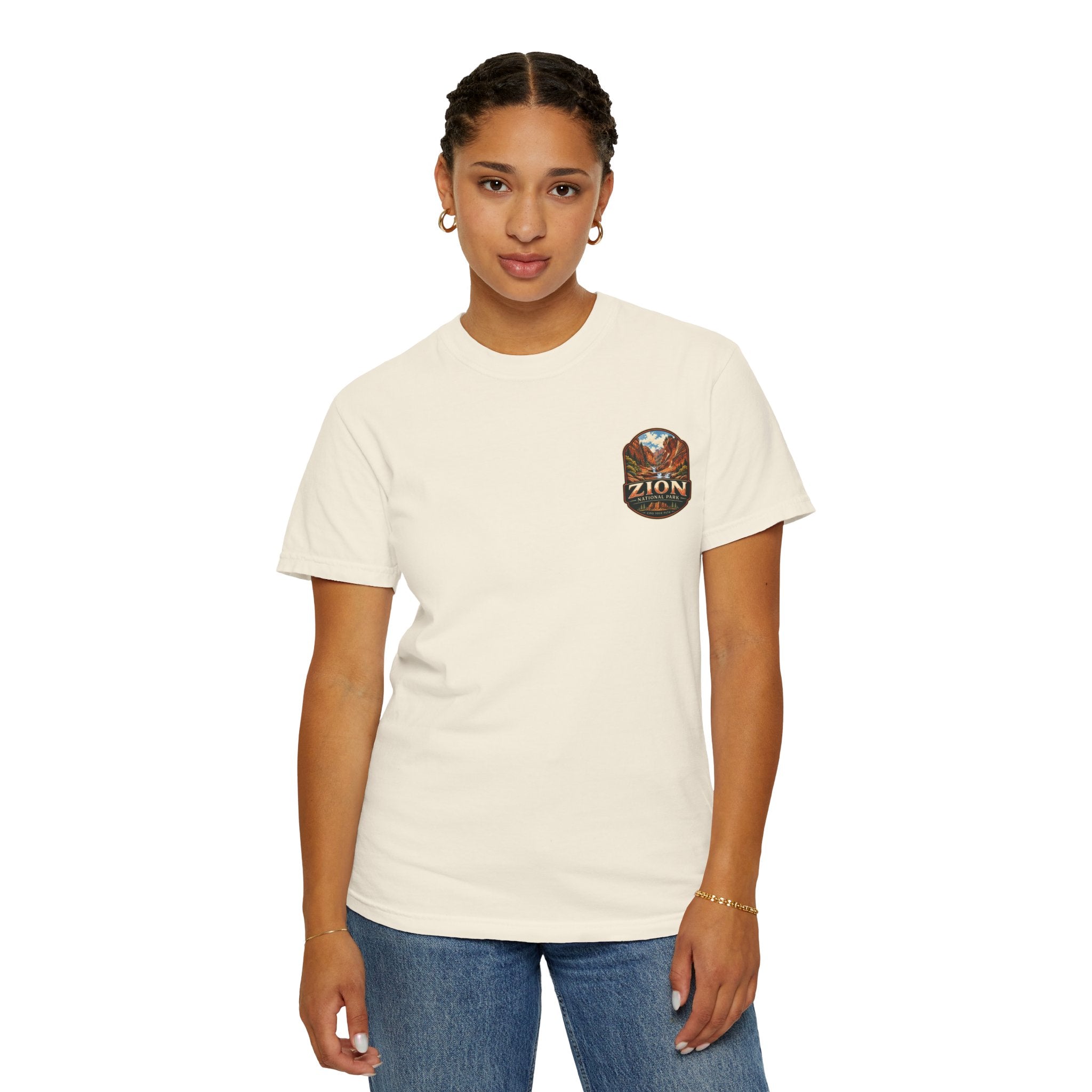 Red Cliffs Zion National Park Vintage Graphic T-Shirt