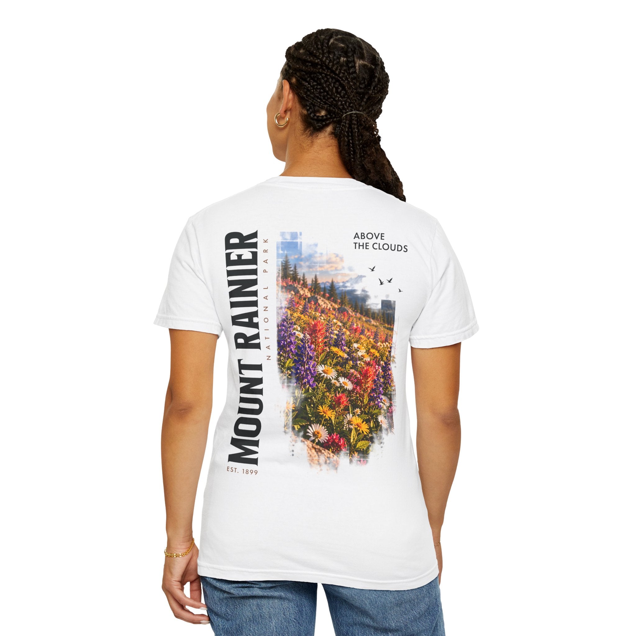 Mount Rainier National Park – Wildflower Meadow Graphic T-Shirt