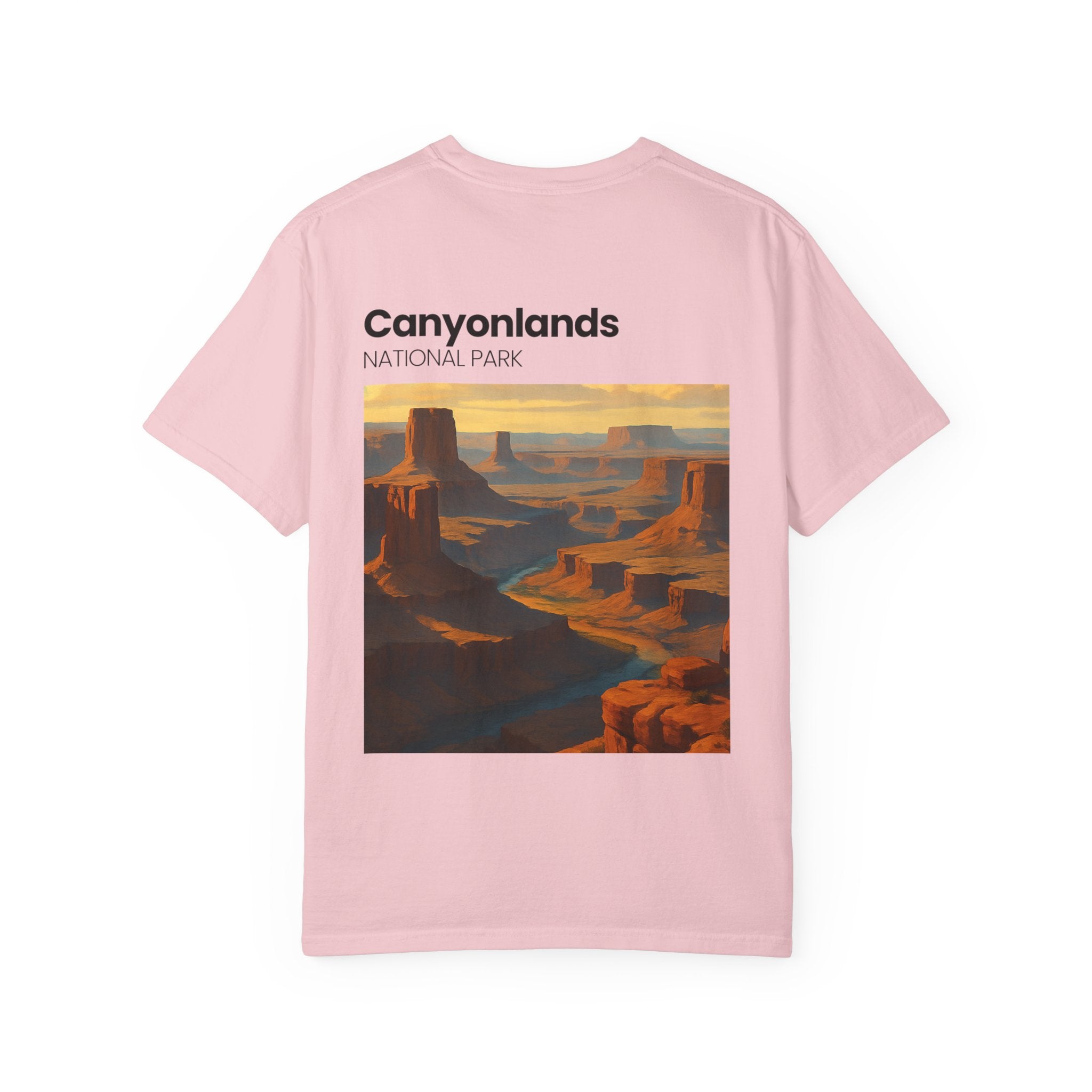 Canyonlands National Park landscape T-Shirt | desert canyon sunset