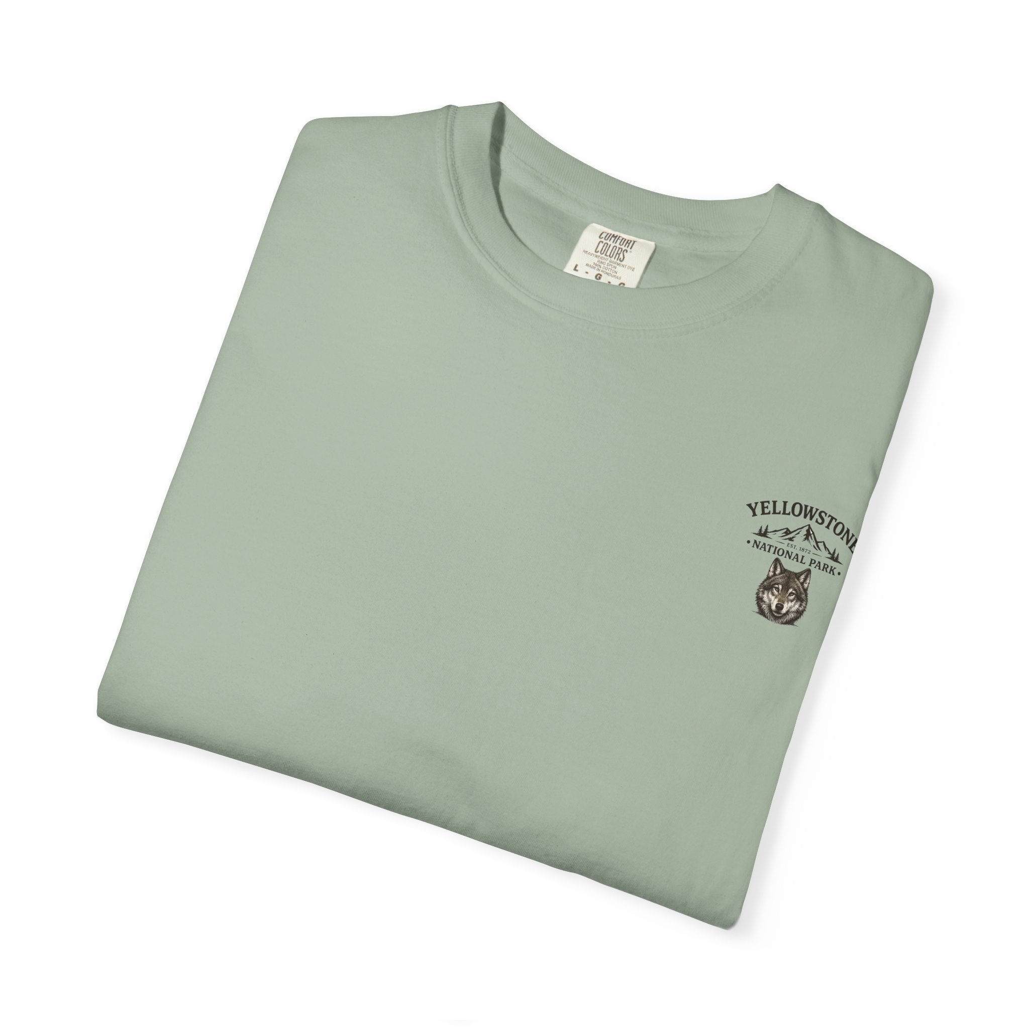 Yellowstone Wolf – Where the Wild Still Roams T-Shirt