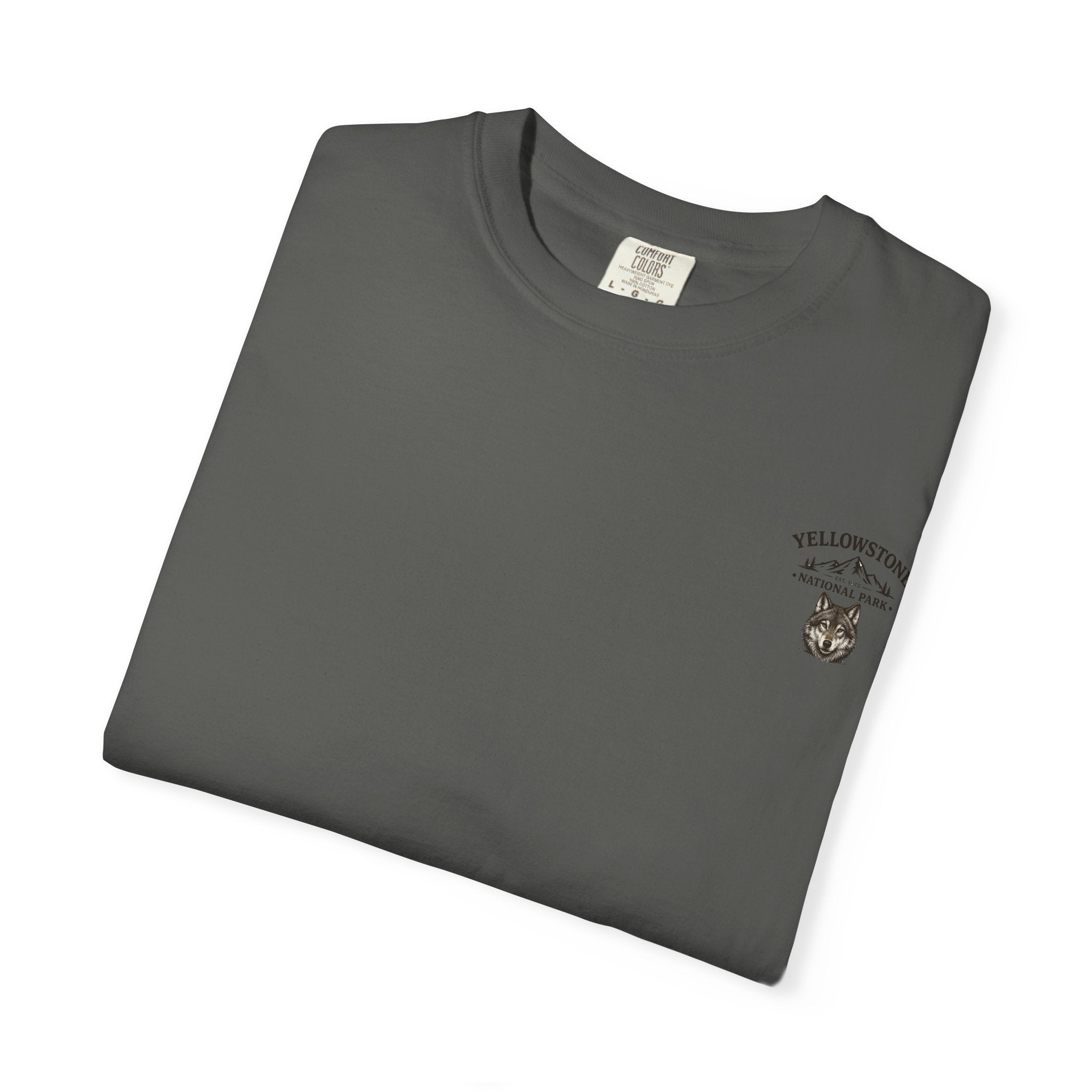 Yellowstone Wolf – Where the Wild Still Roams T-Shirt