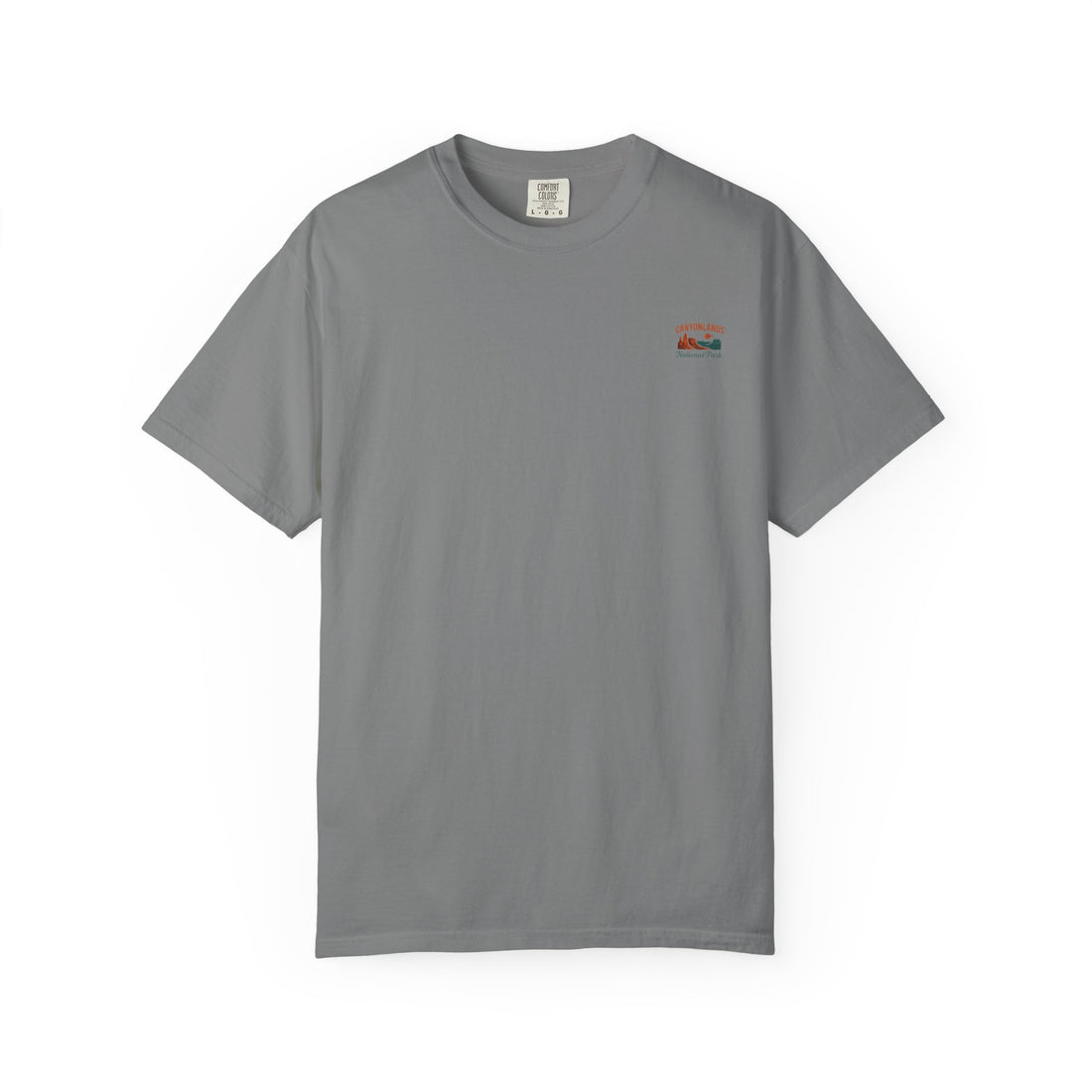 Canyonlands National Park landscape T-Shirt | desert canyon sunset