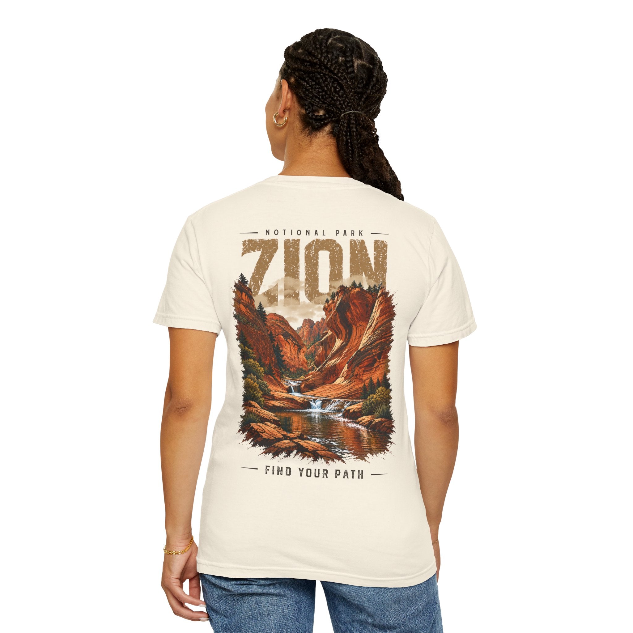 Red Cliffs Zion National Park Vintage Graphic T-Shirt