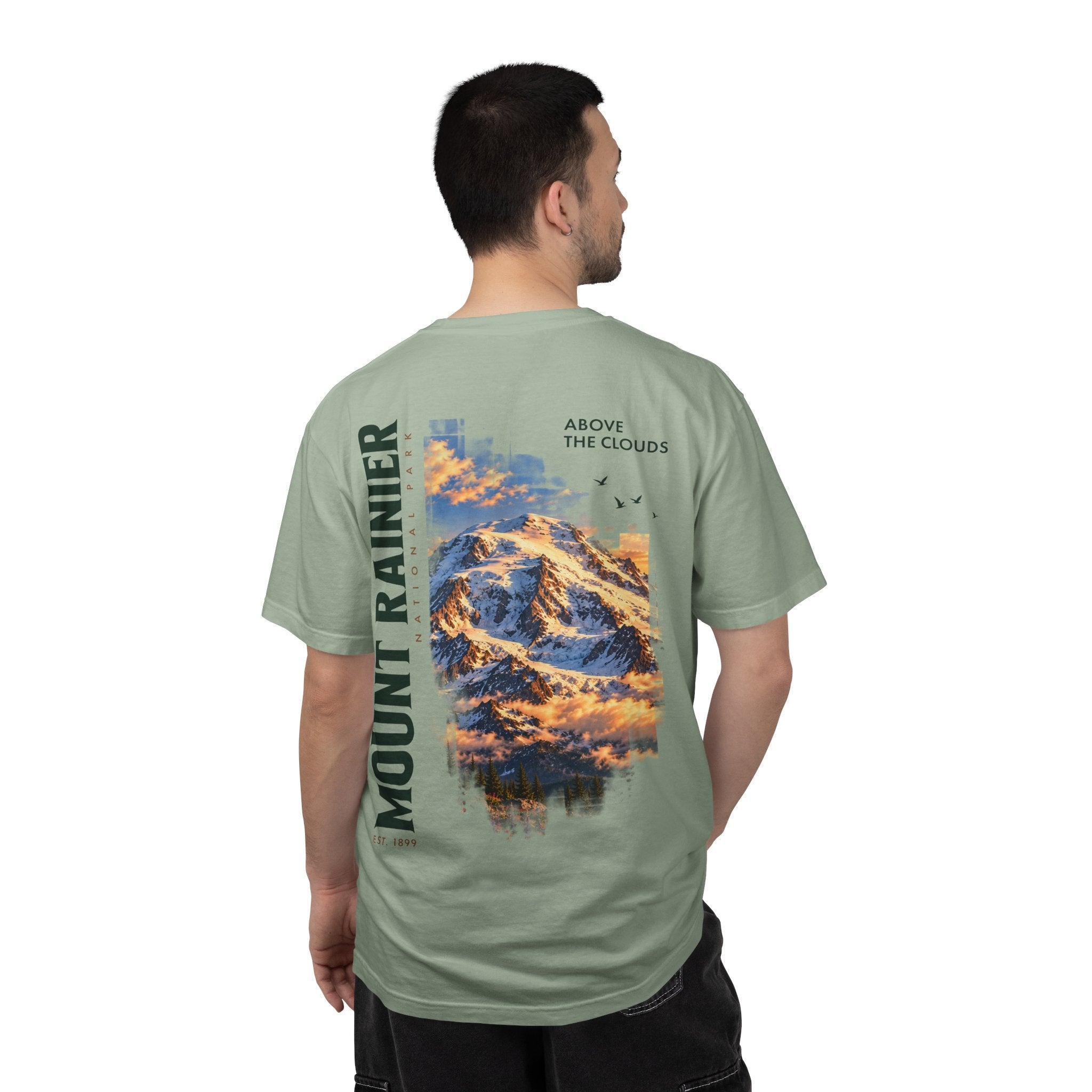 Mount Rainier National Park – Rainier Peak Graphic T-Shirt