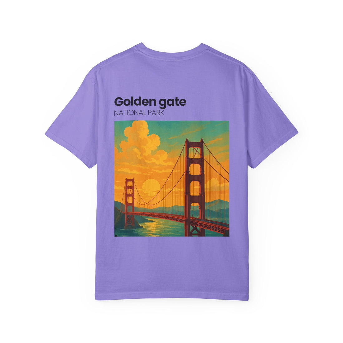 Golden Gate National Park Poster T-shirt | Vintage Sunset Bridge Design