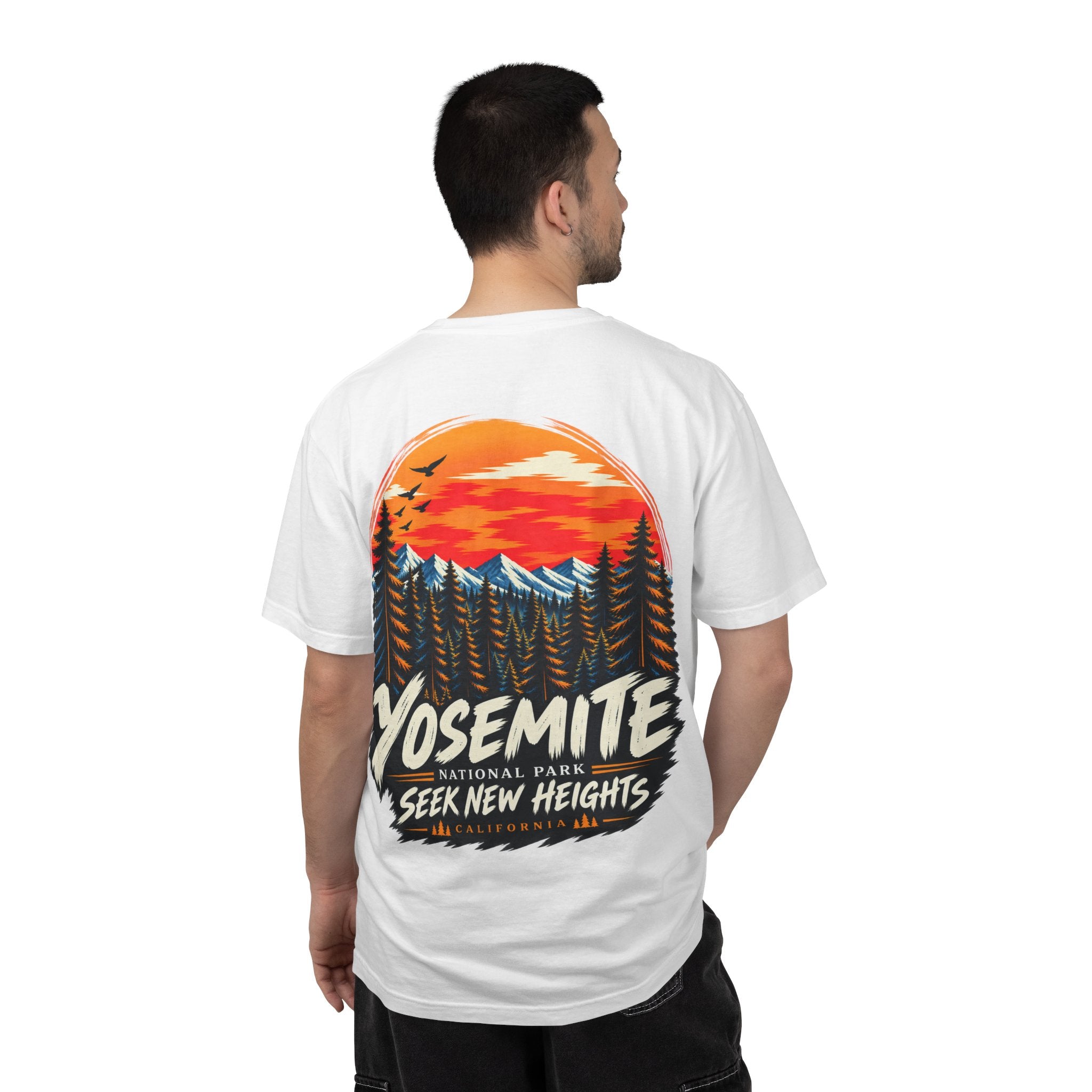 Yosemite National Park Pine Forest – Seek New Heights T-Shirt