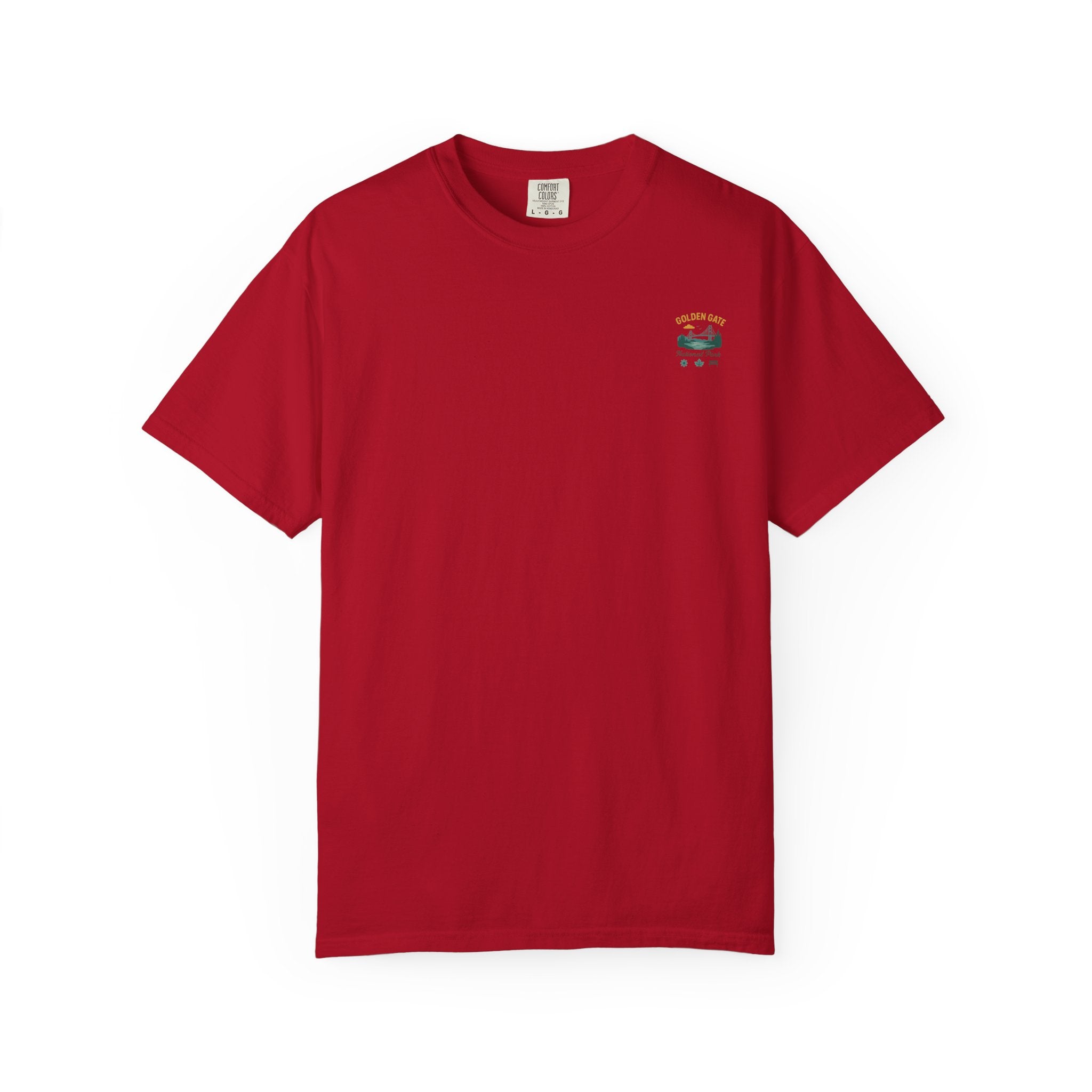 Golden Gate National Park Poster T-shirt | Vintage Sunset Bridge Design