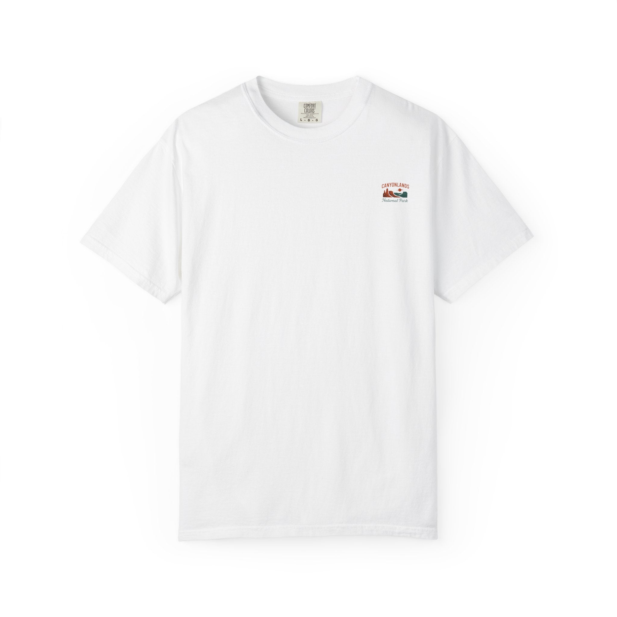 Canyonlands National Park landscape T-Shirt | desert canyon sunset