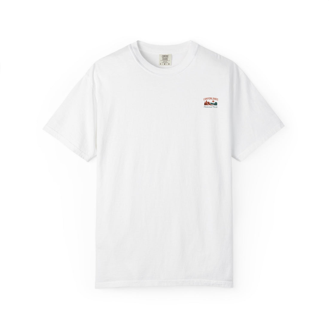 Canyonlands National Park landscape T-Shirt | desert canyon sunset