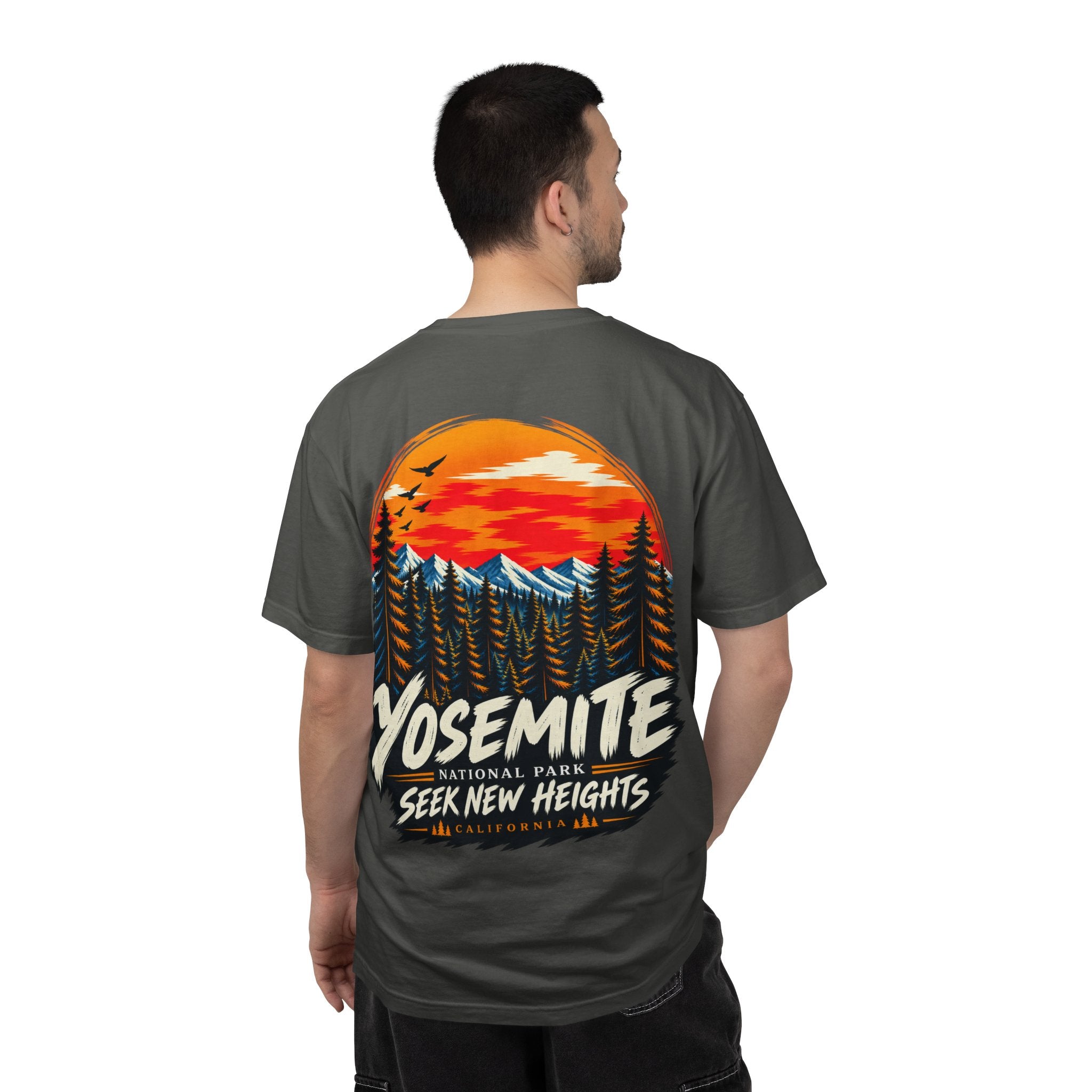 Yosemite National Park Pine Forest – Seek New Heights T-Shirt