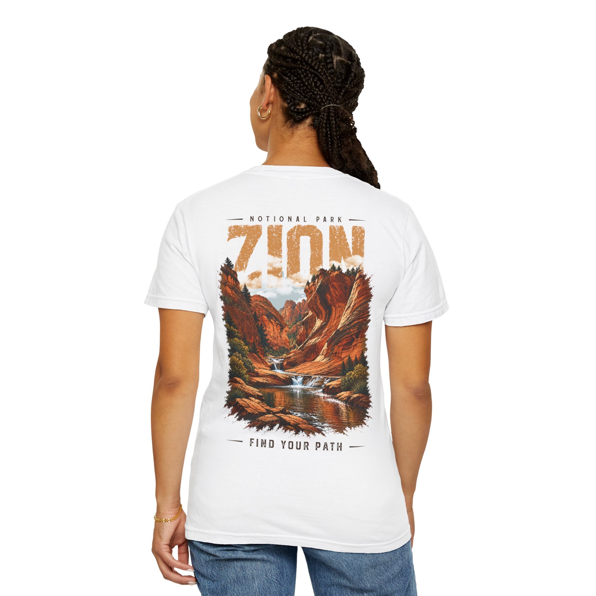 Red Cliffs Zion National Park Vintage Graphic T-Shirt