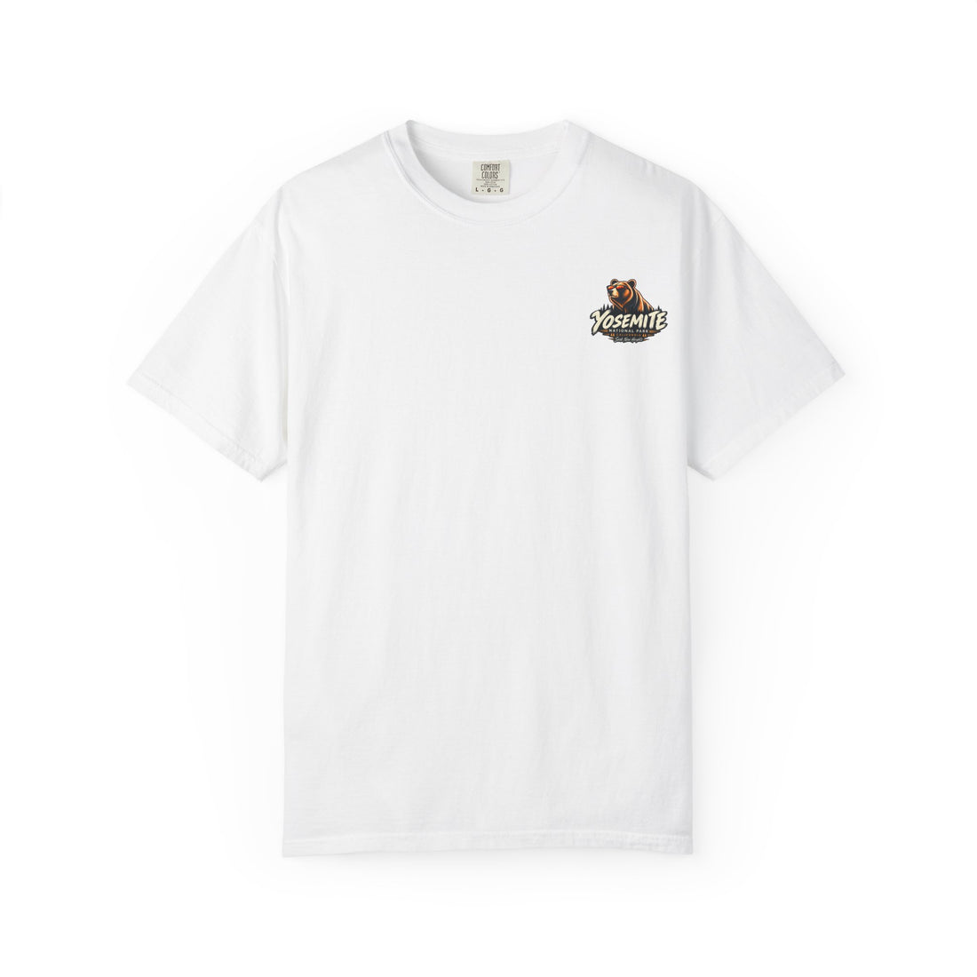 Yosemite National Park Black Bear – Seek New Heights T-Shirt