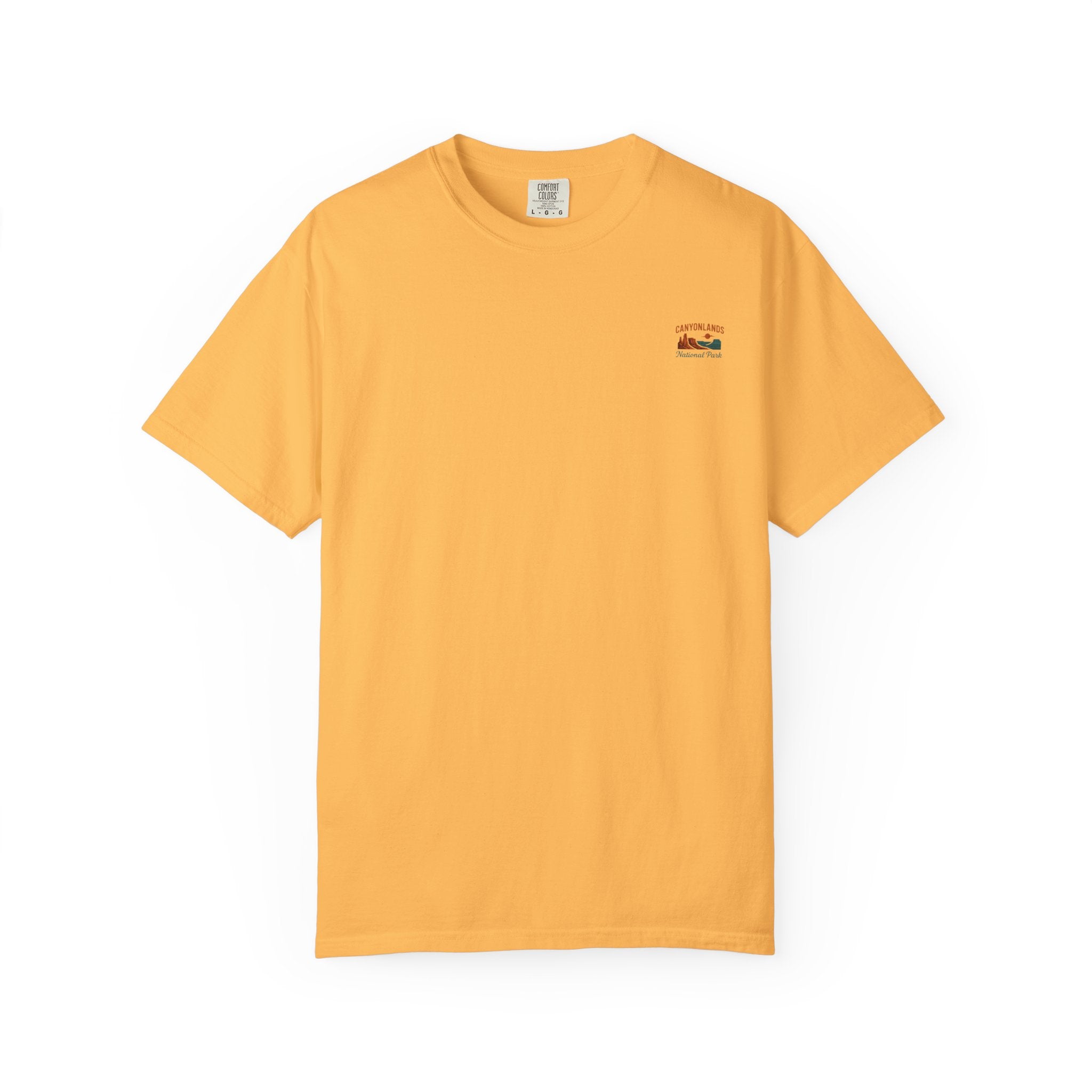 Canyonlands National Park landscape T-Shirt | desert canyon sunset